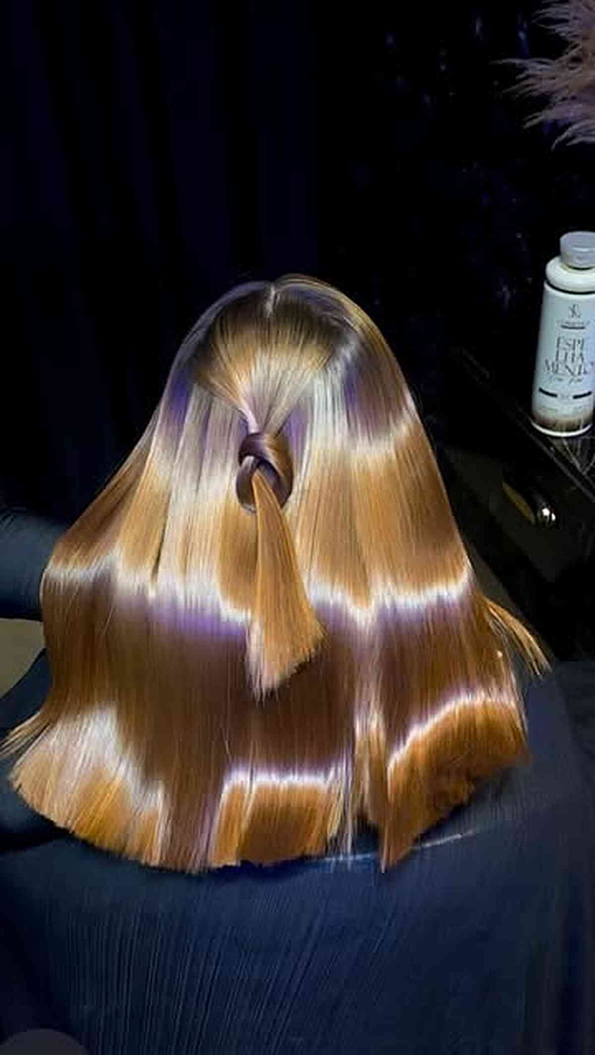 Glossy Caramel Blonde with Violet Sheen
