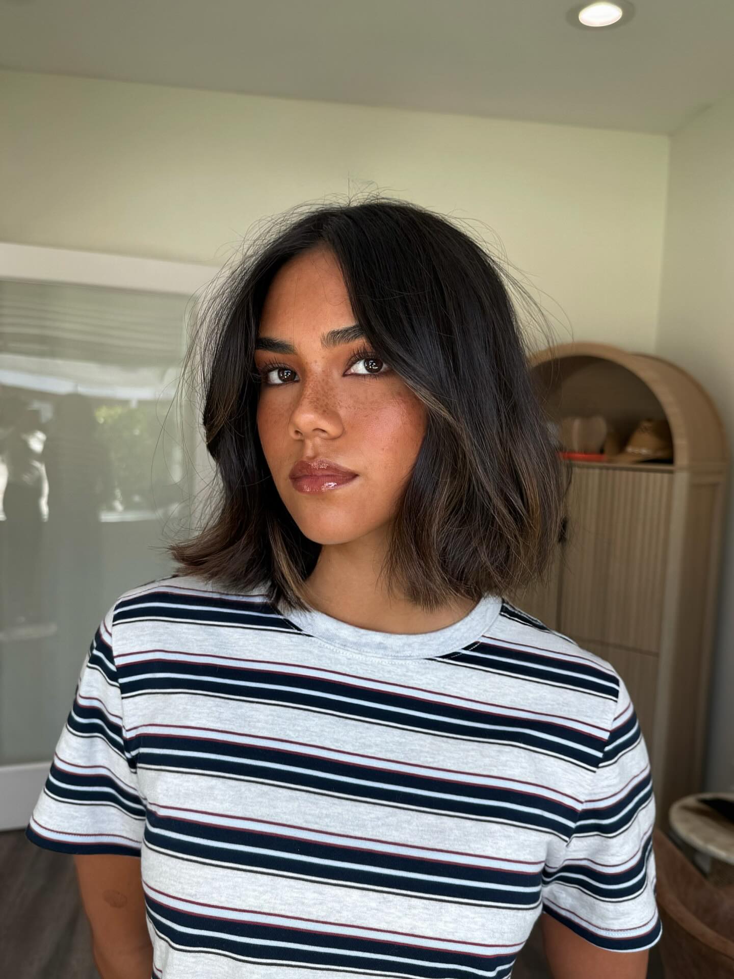 Deep Chestnut Shoulder-Length Lob with Soft Texturing