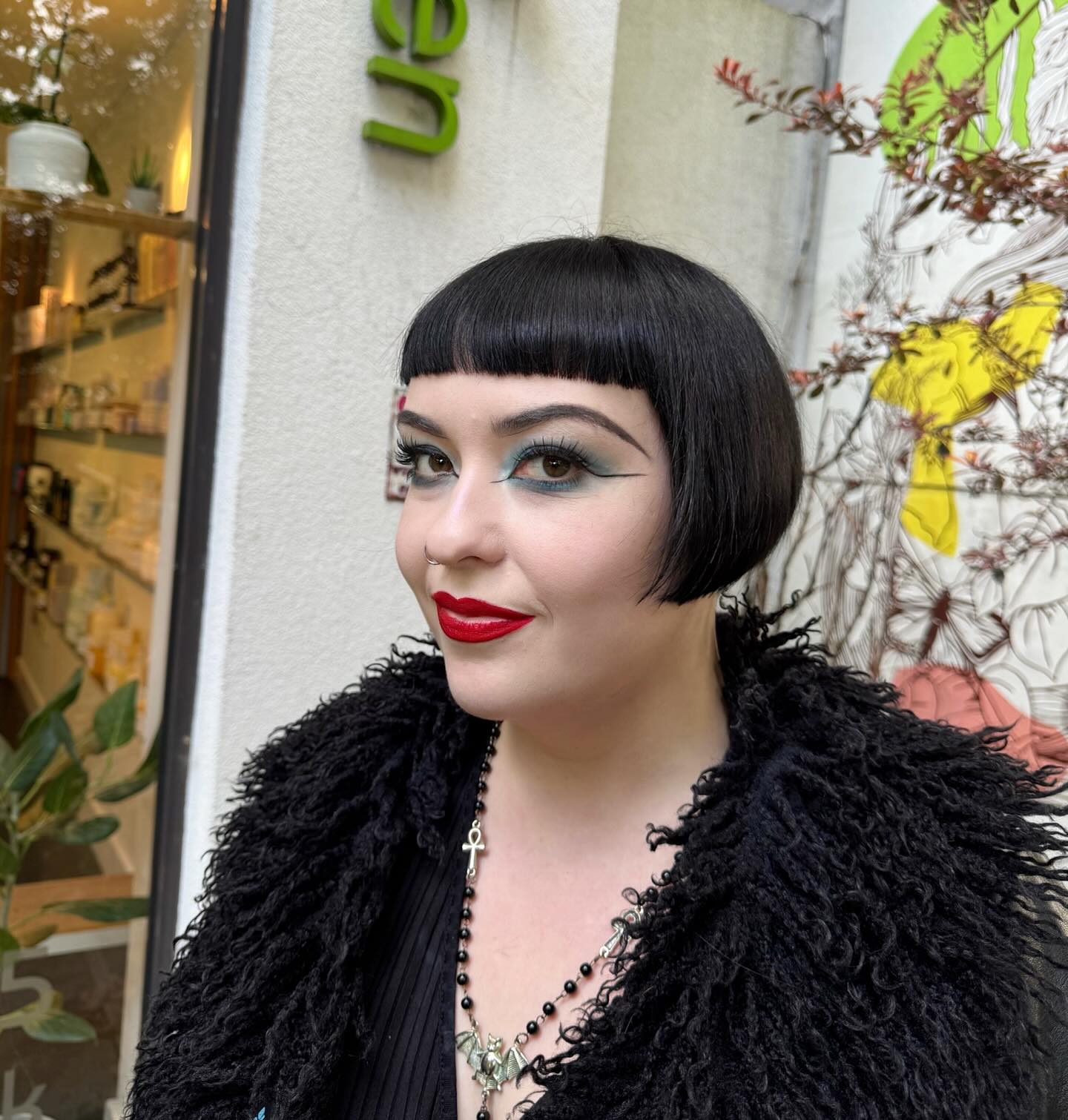 Jet-Black Micro-Bob with Precise Bangs