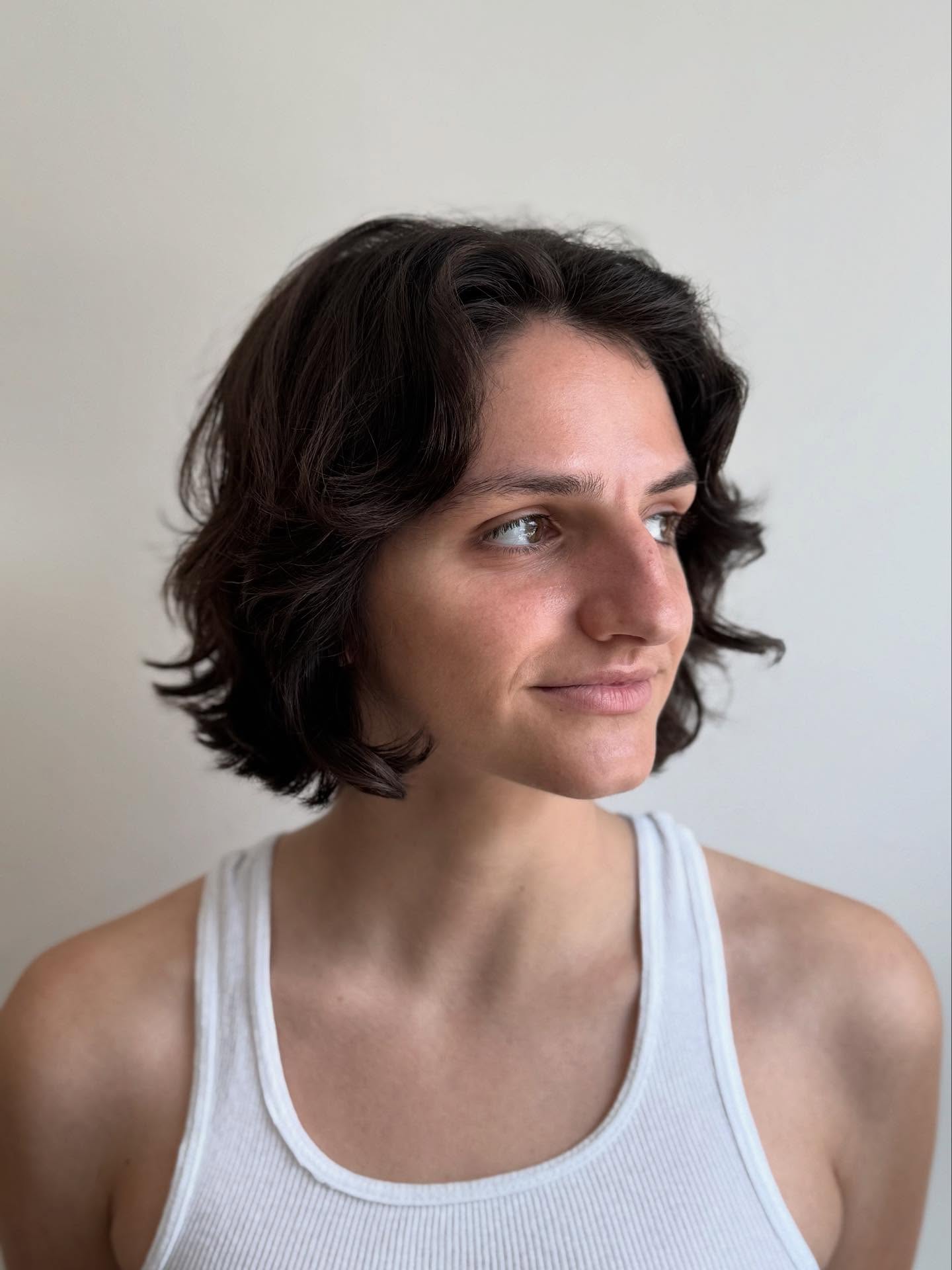 Natural Chestnut Waves with Gentle Layers