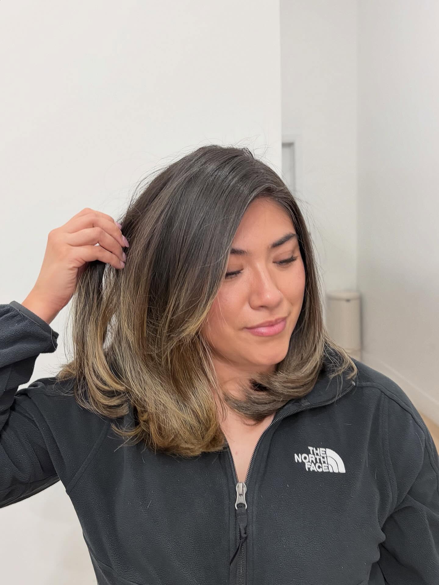Subtle Ombre with Soft Wavy Layers