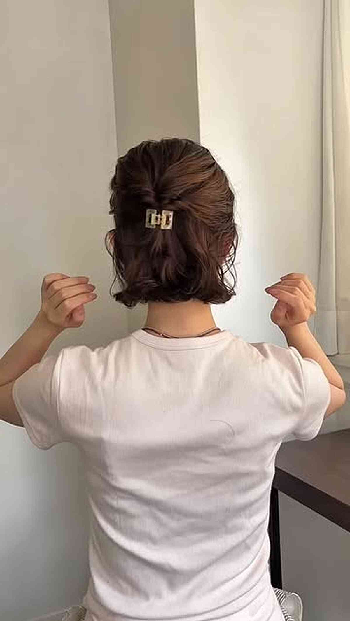 Effortlessly Chic Half-Up Claw Clip Style