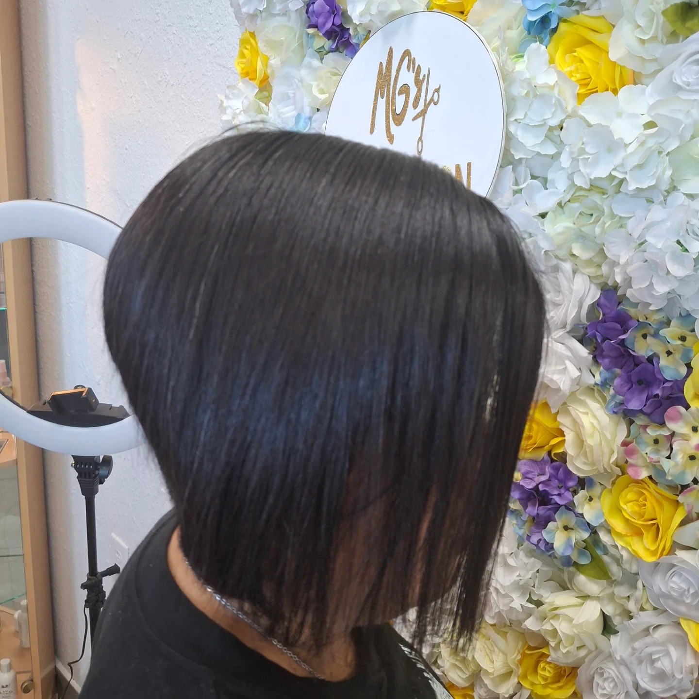 Elegant Midnight Blue Graduated Bob