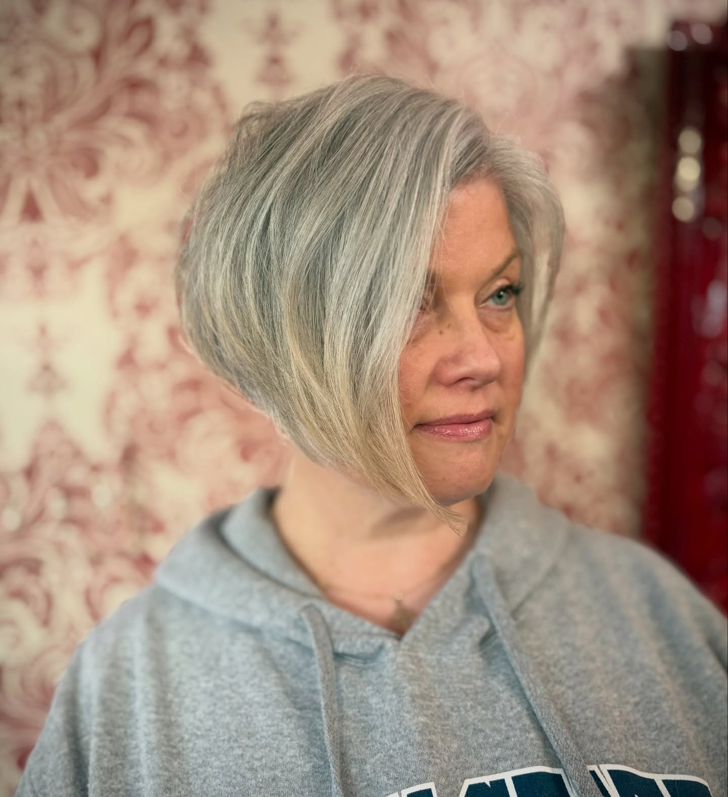 Silver-Blonde Graduated Bob with Soft Feathering