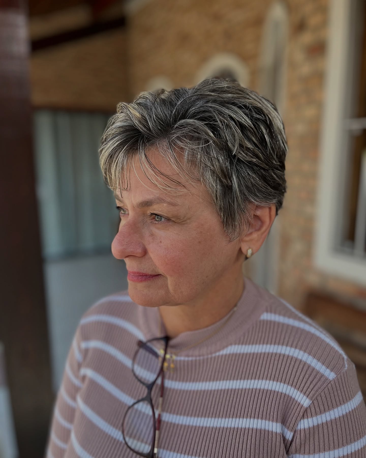 Sleek Salt-and-Pepper Tapered Pixie