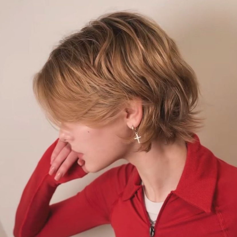 Softly Tousled Caramel Blonde Bob