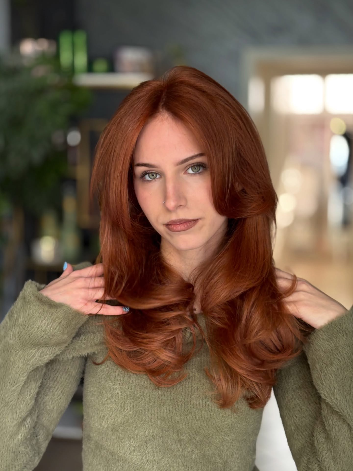 Copper-Cascade Layered Lob with Face-Framing Soft Waves