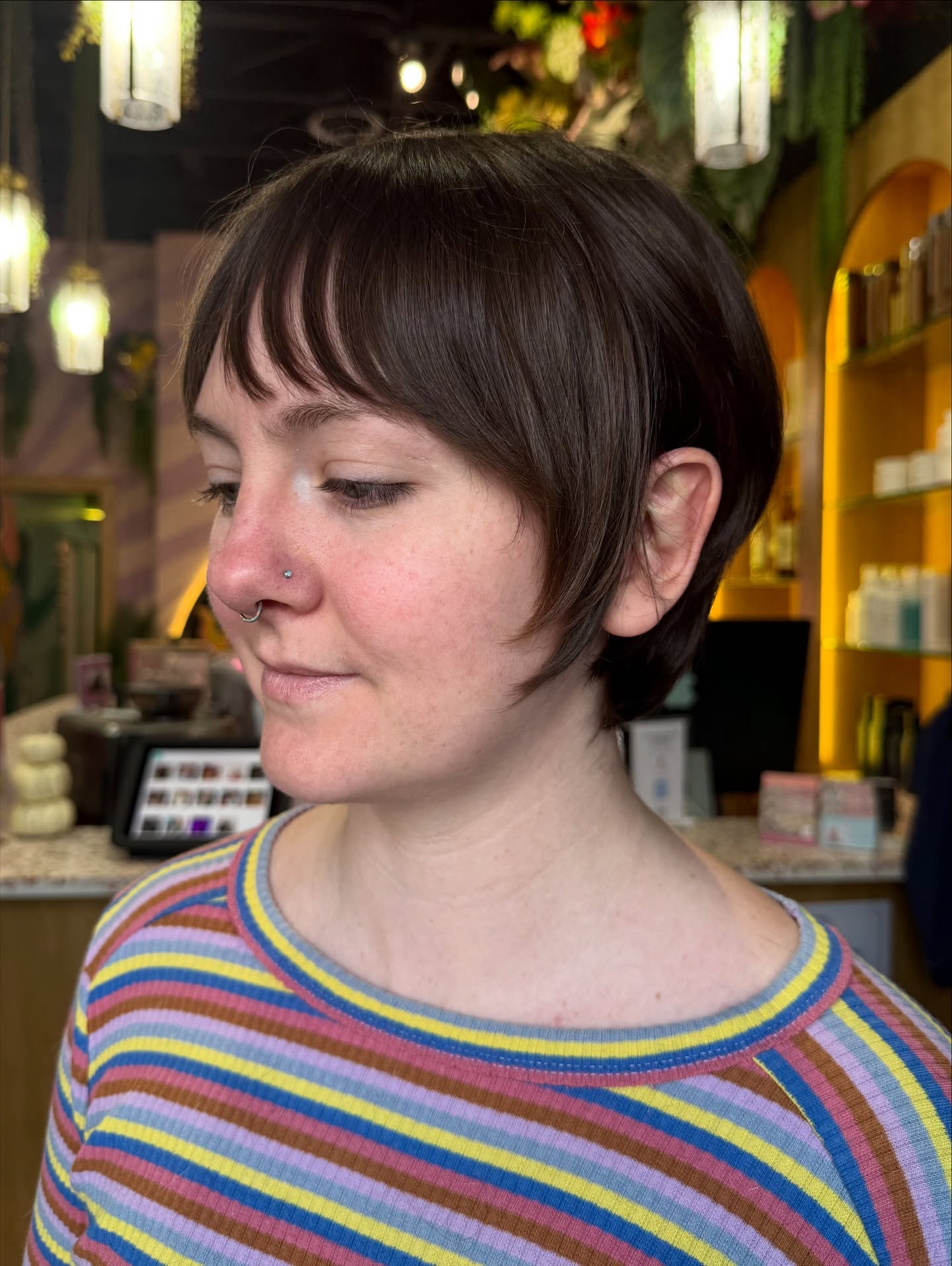 Chic Textured Bixie with Micro Fringe