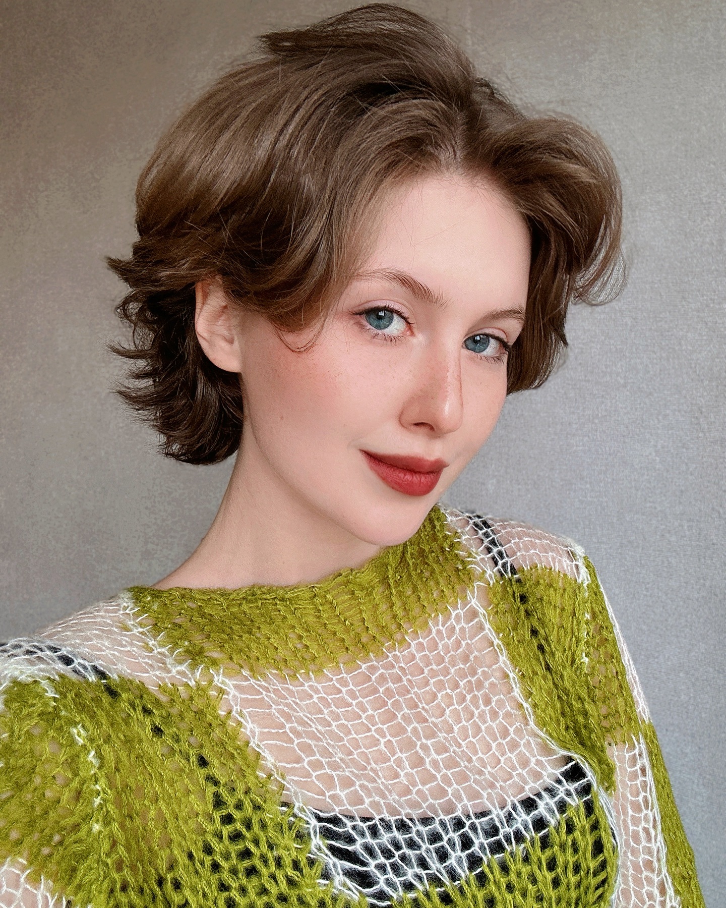 Chic Textured Bixie with Soft Waves