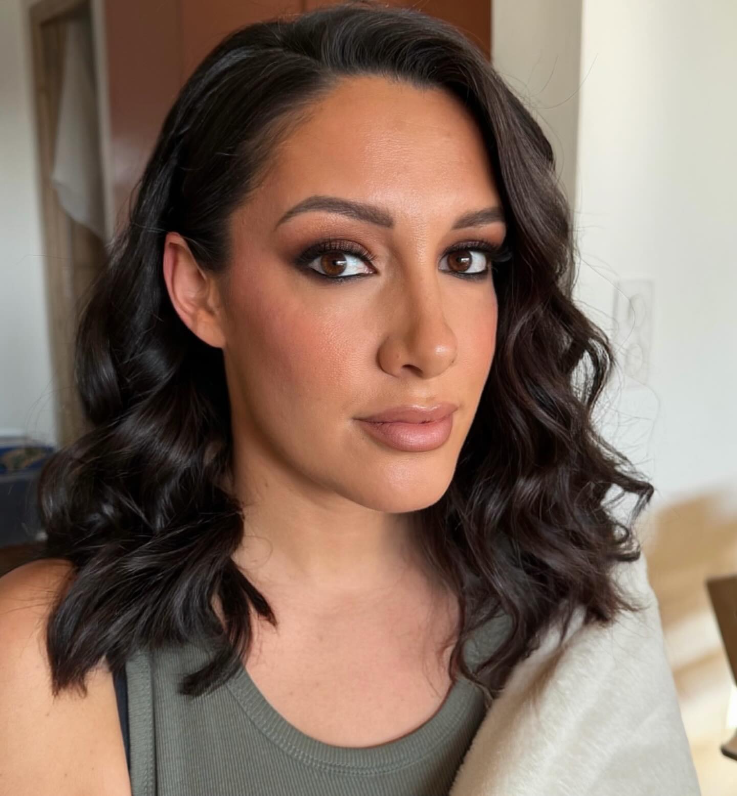 Deep-Side Parted Shoulder-Length Wavy Lob with Soft Internal Layers
