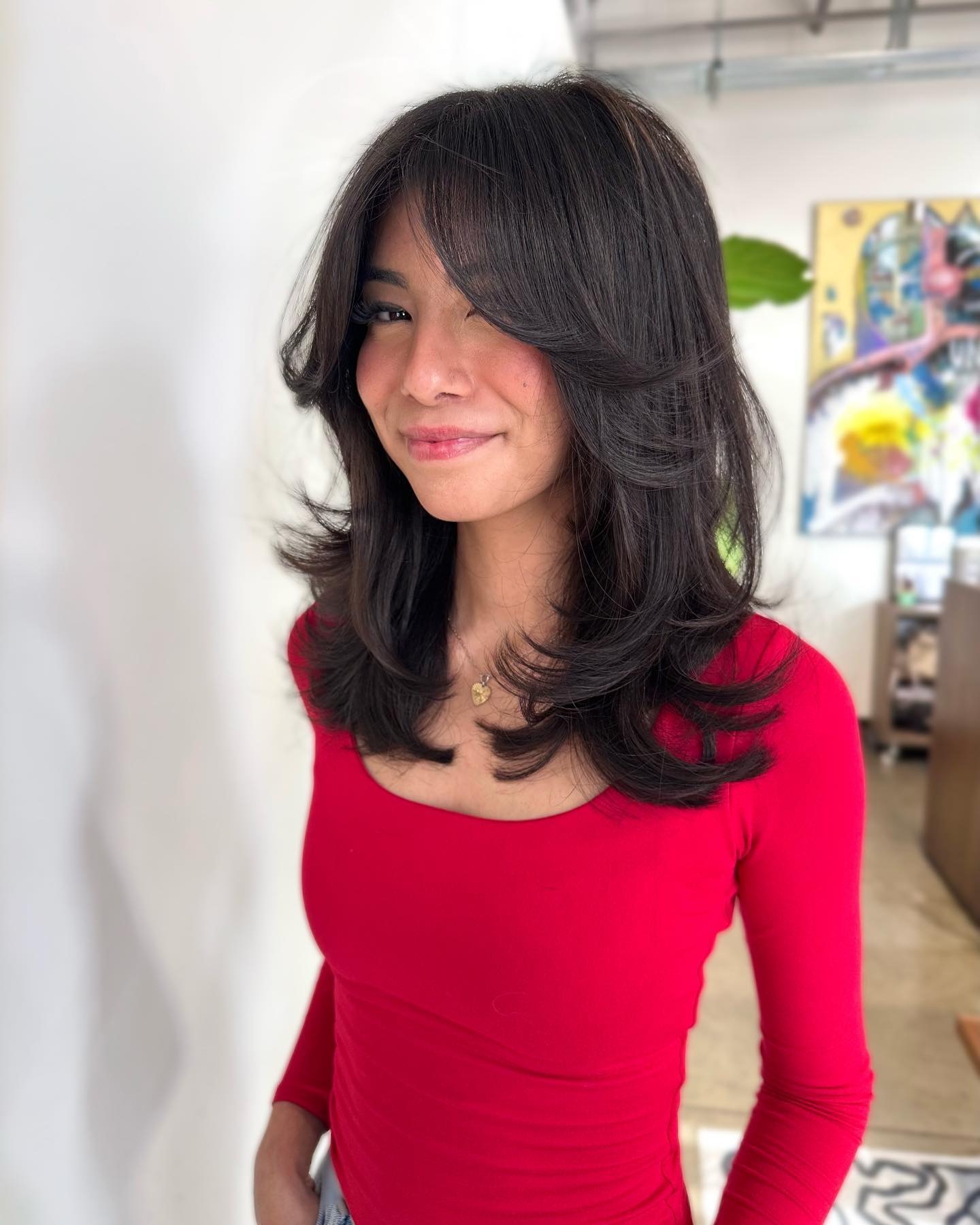 Face-Framing Feathered Layers with Curtain Fringe