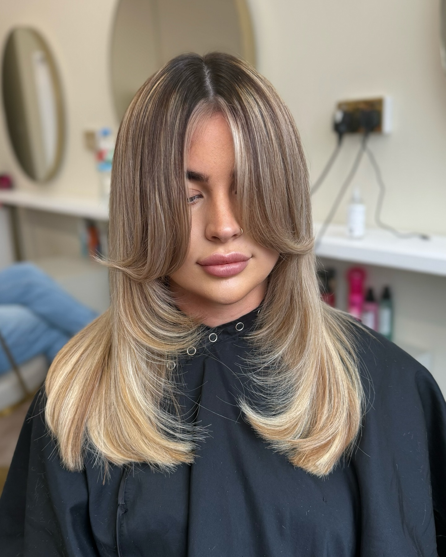 Long Blended Layers with Face-Framing Curtain Money Piece