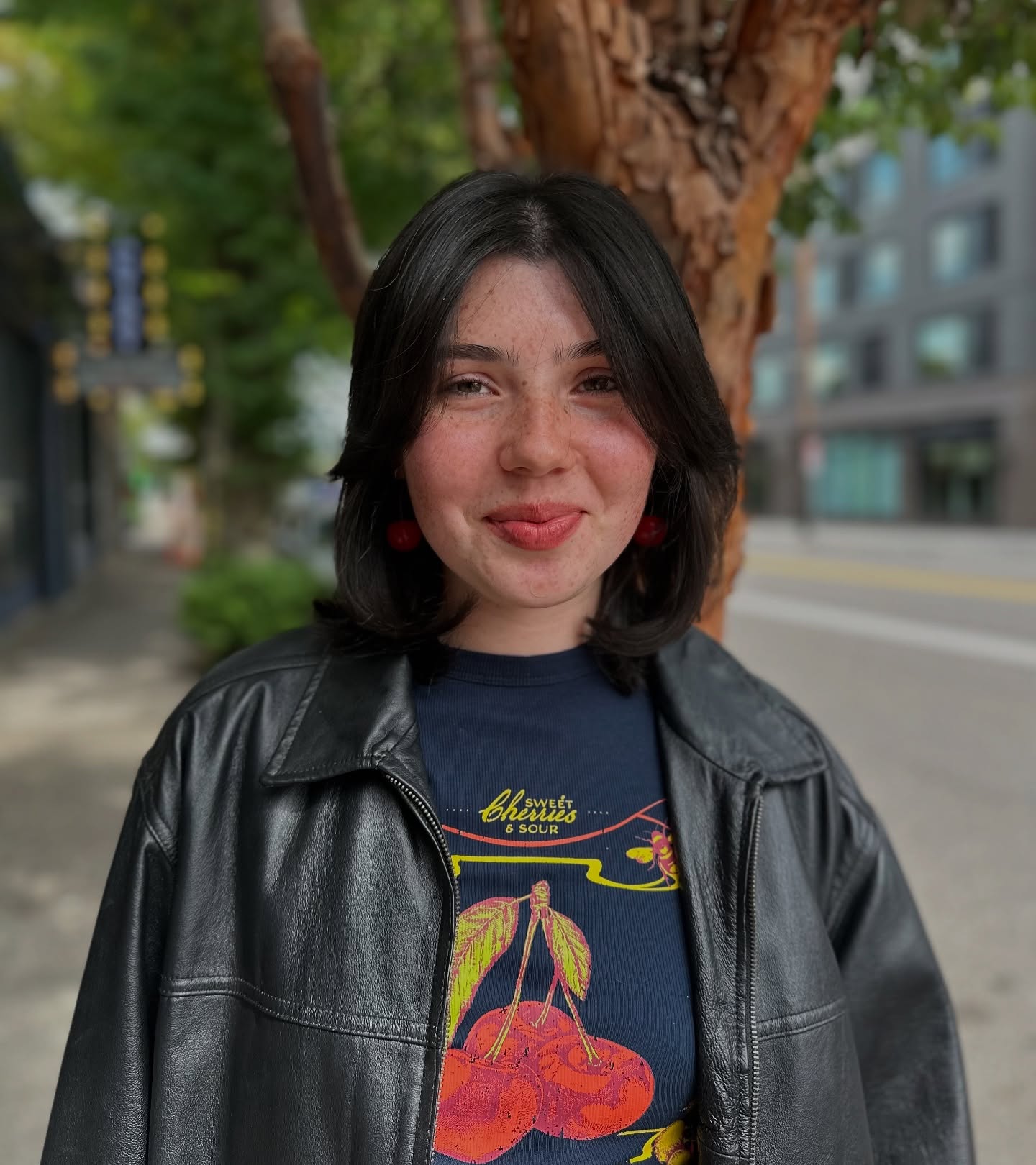Mid-Length Dark Curtain-Layered Bob with Flipped Ends