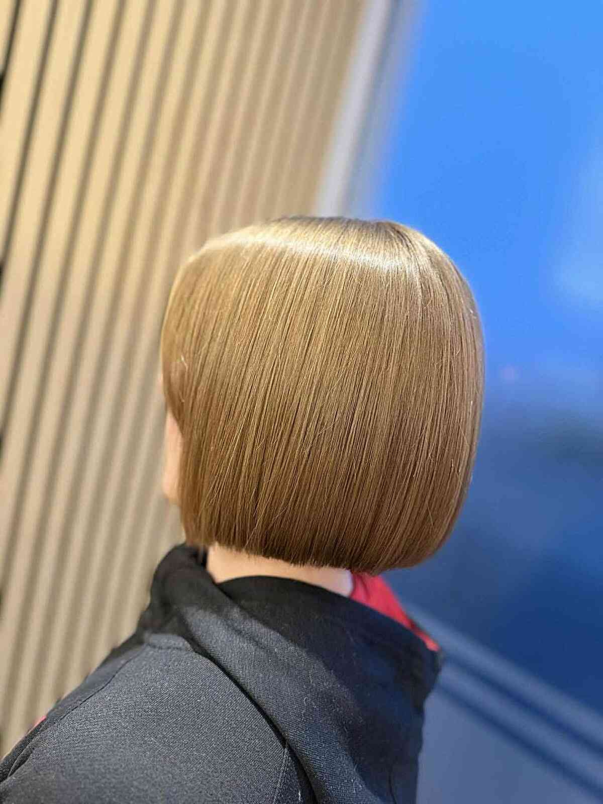 Chic Chin-Length Blunt Cut Bob