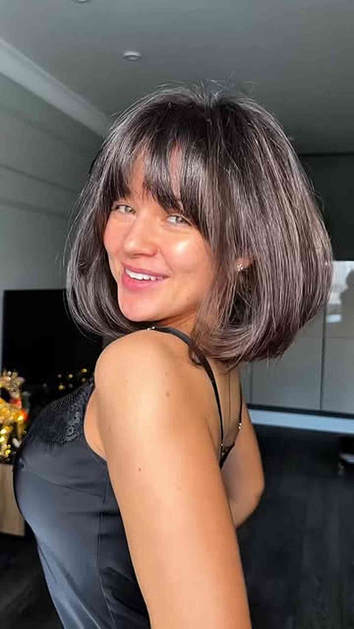 Soft Brunette Lob with Fringe