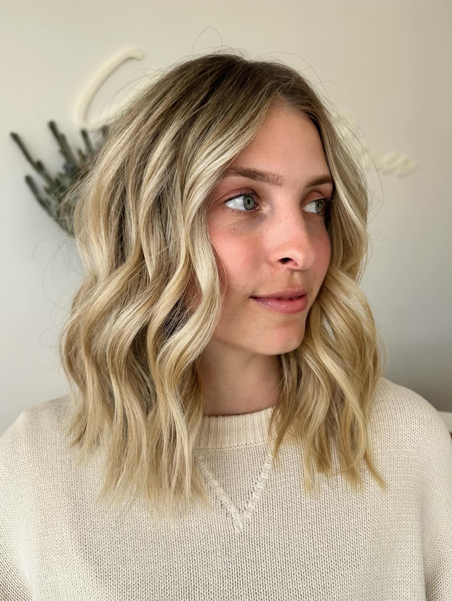 Textured Blonde Lob with Soft Waves