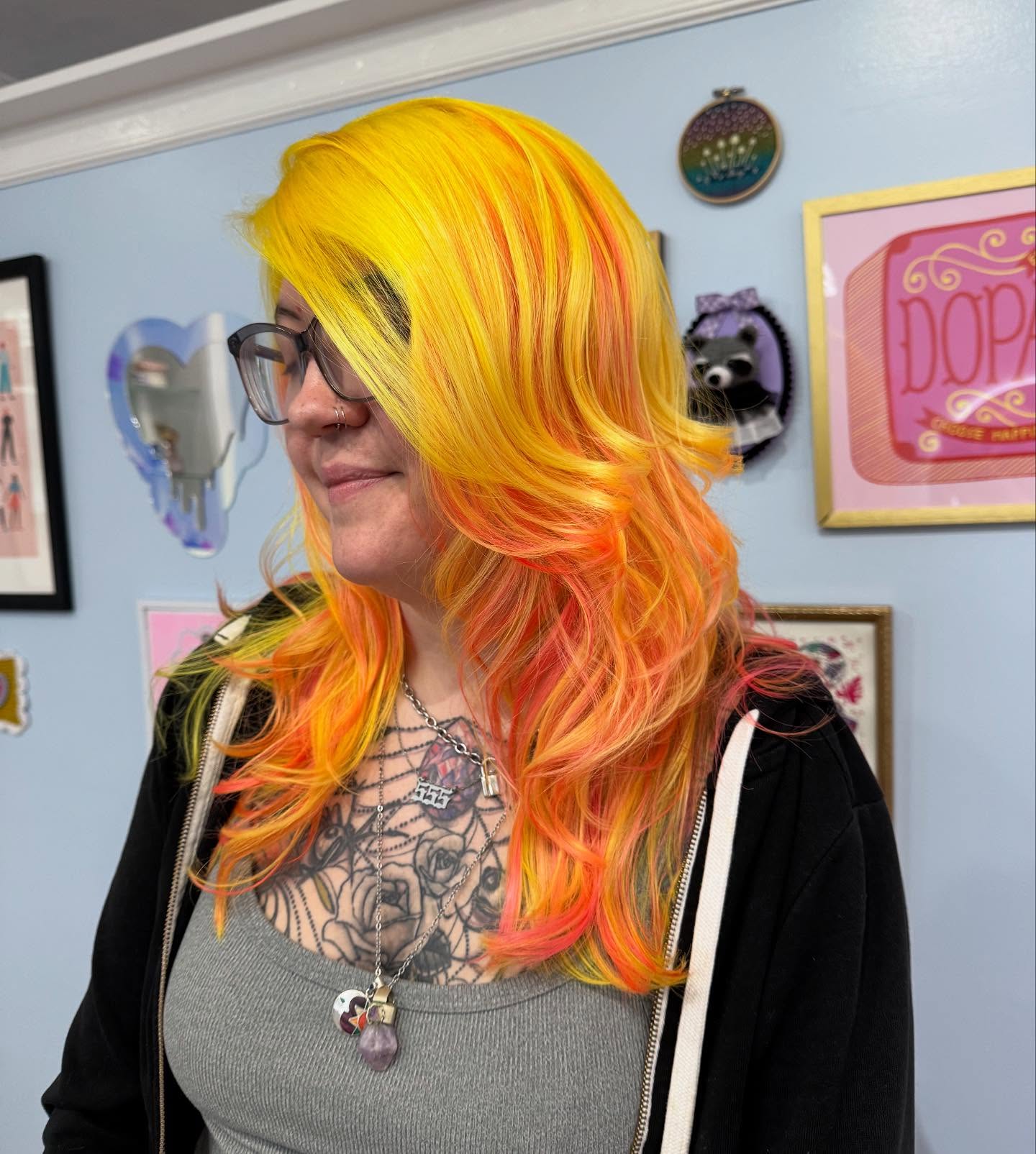 Fiery Sunset Waves with Bold Color Transition