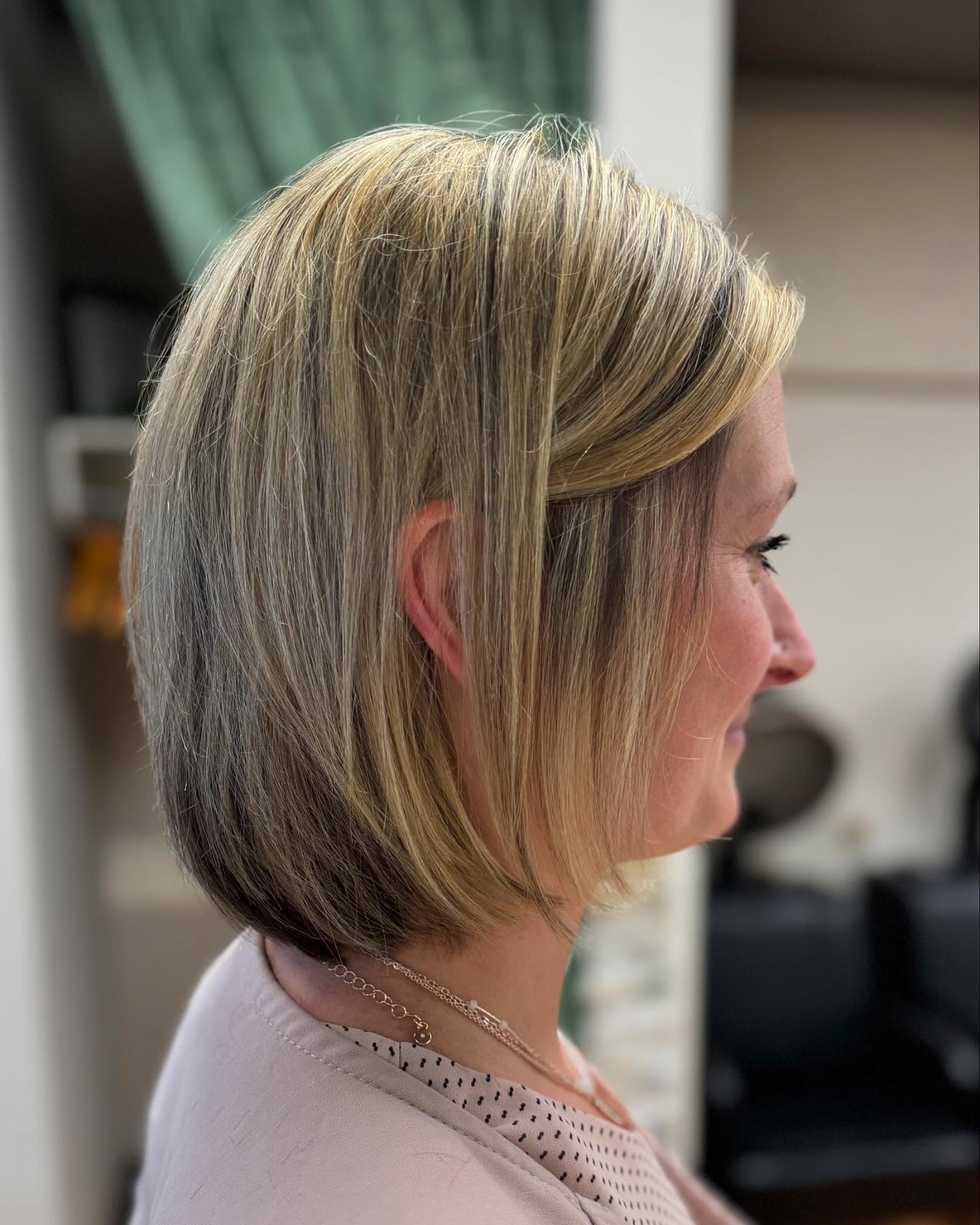 Modern Textured Bob with Subtle Highlights