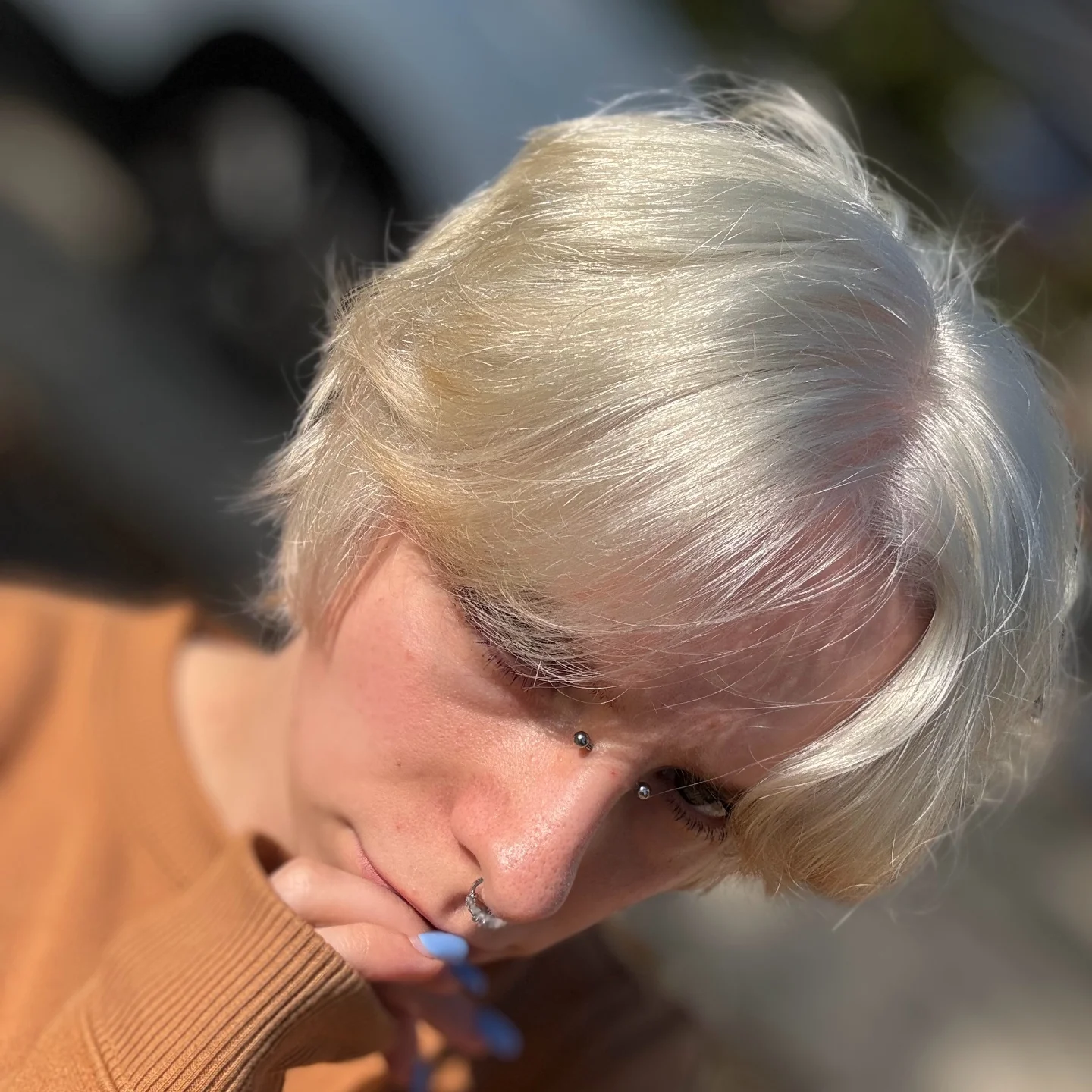 Modern Shaggy Pixie with Soft Highlights