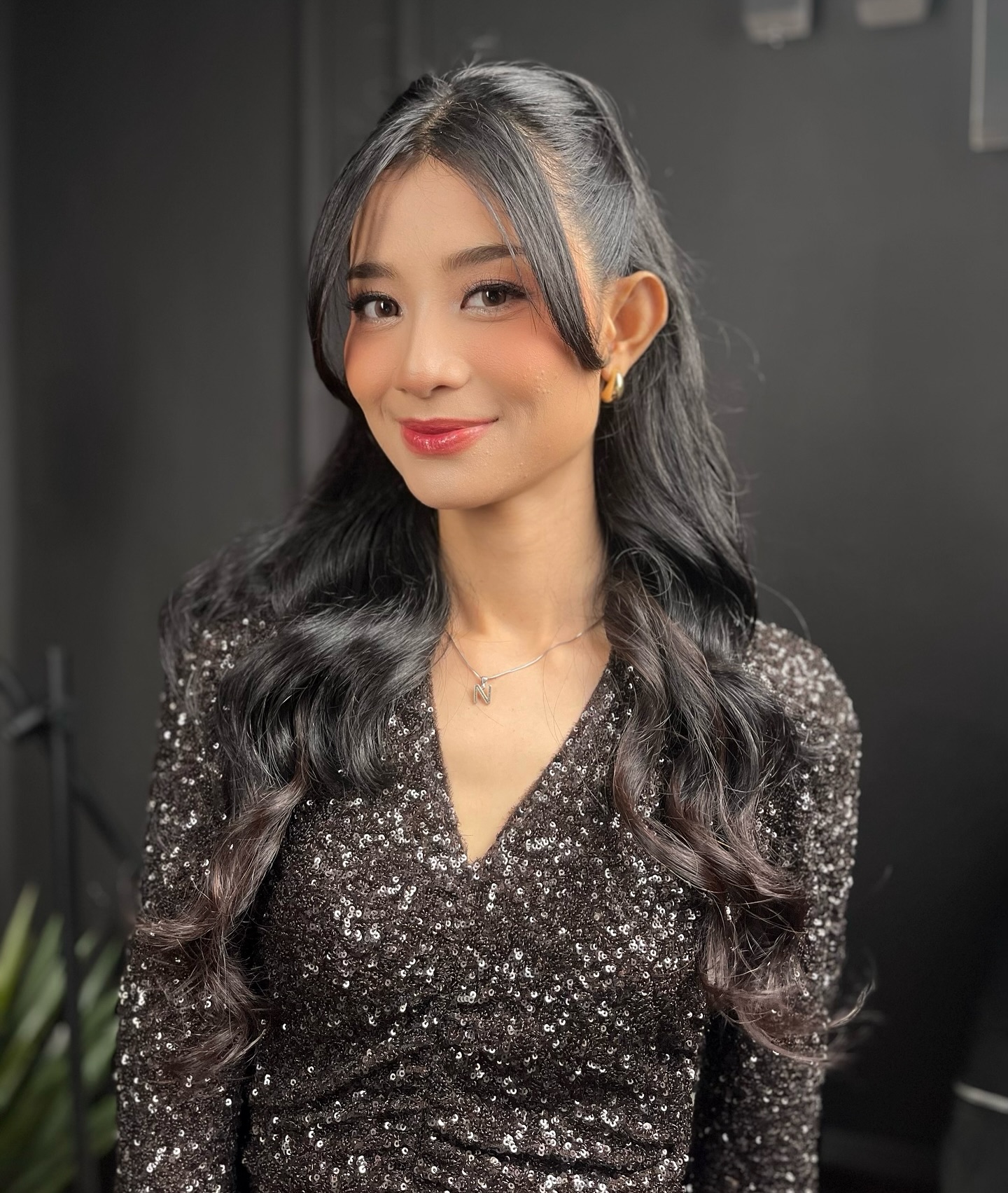 Sleek Half-Up Glam with Soft Waves