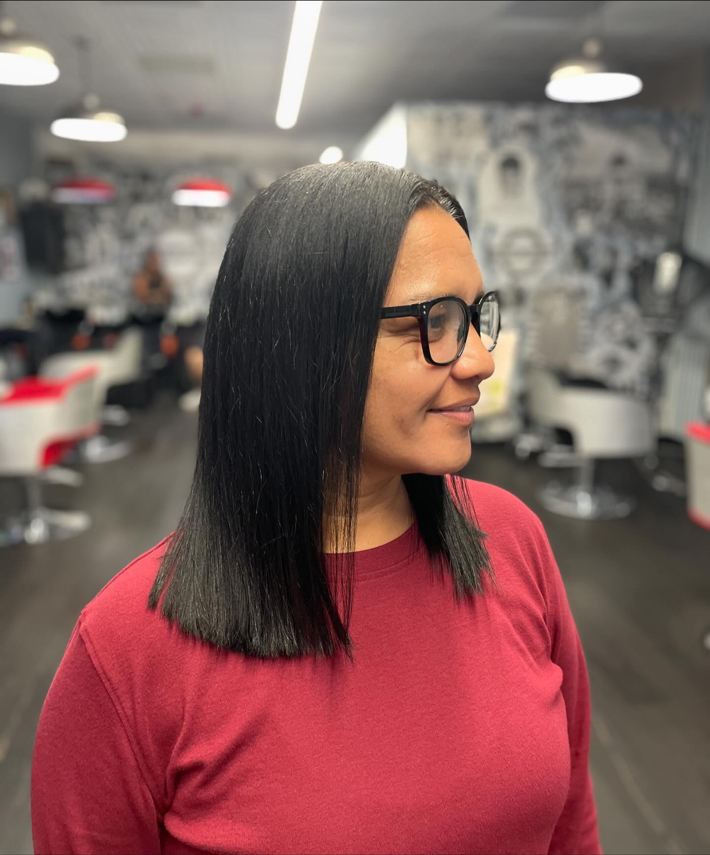 Sleek Straight Shoulder-Length Cut with Subtle Texture