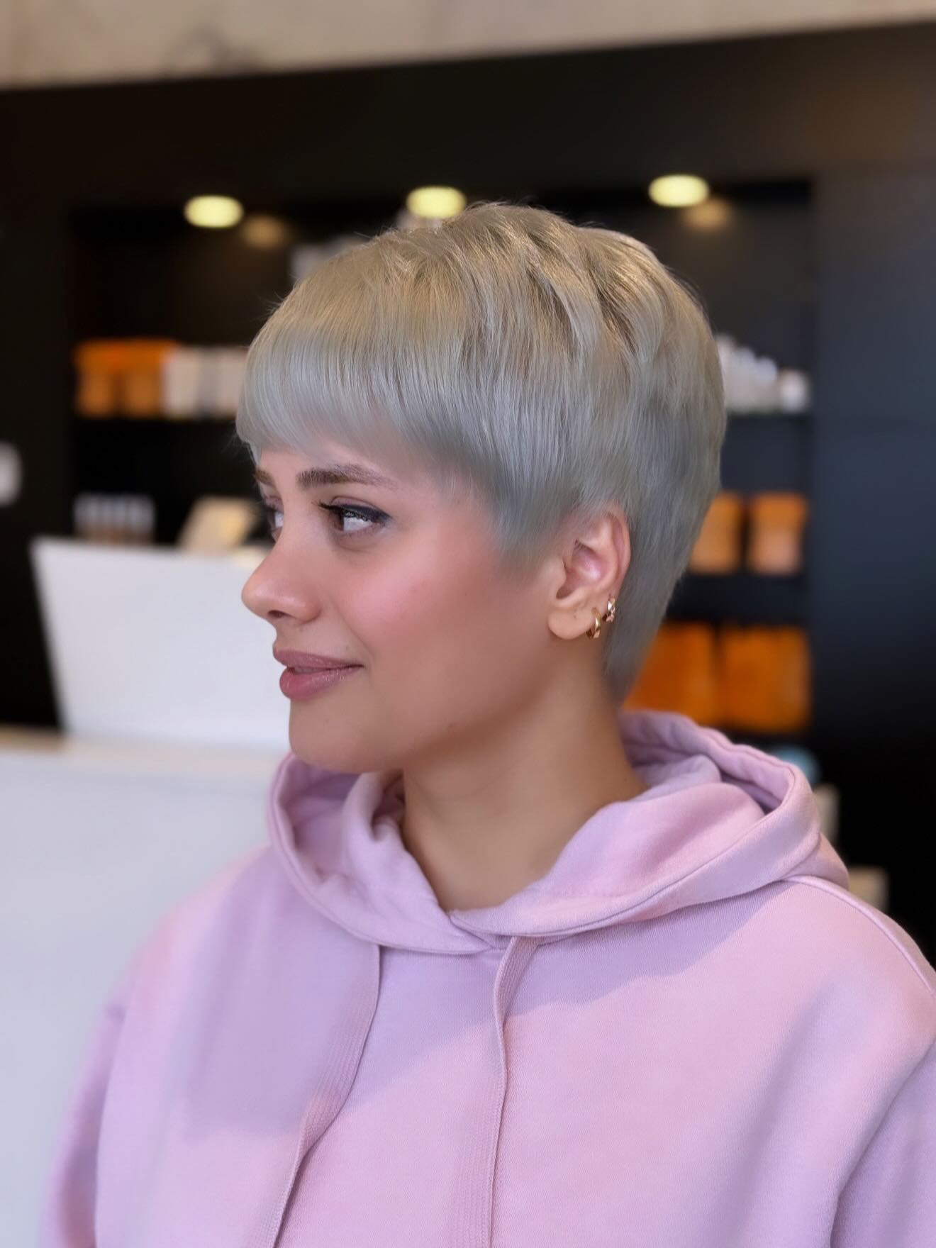 Stylish Light Silver Pixie Cut for Fine Hair