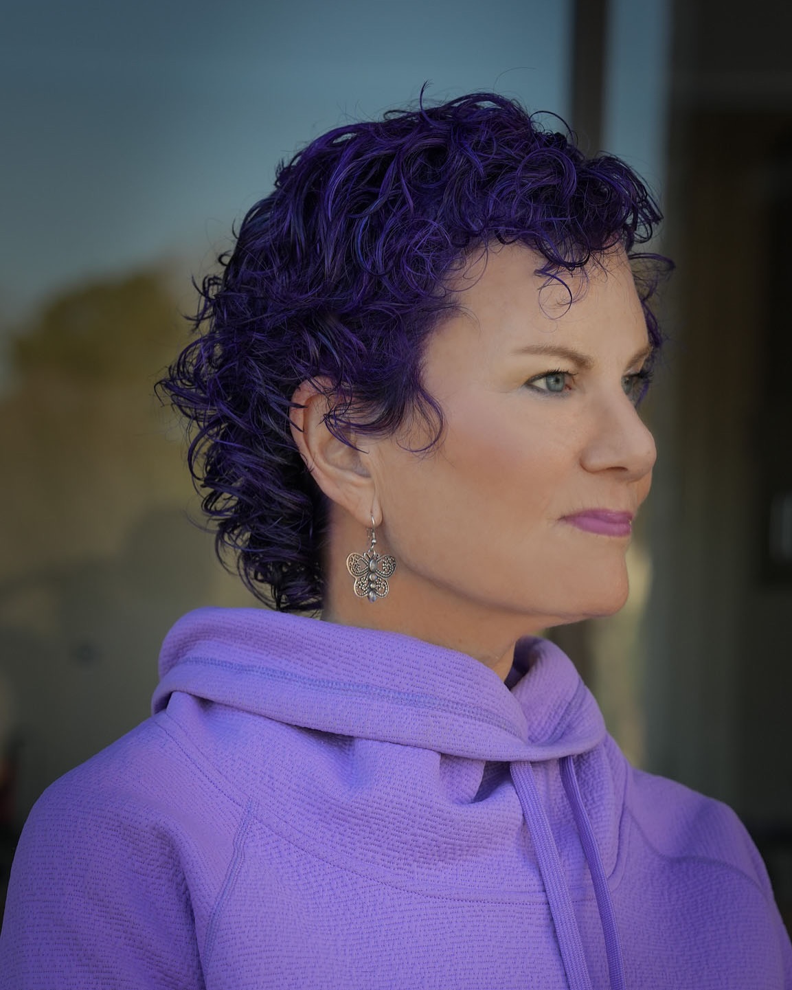 Vibrant Curly Short Shaggy Pixie with Textured Layers