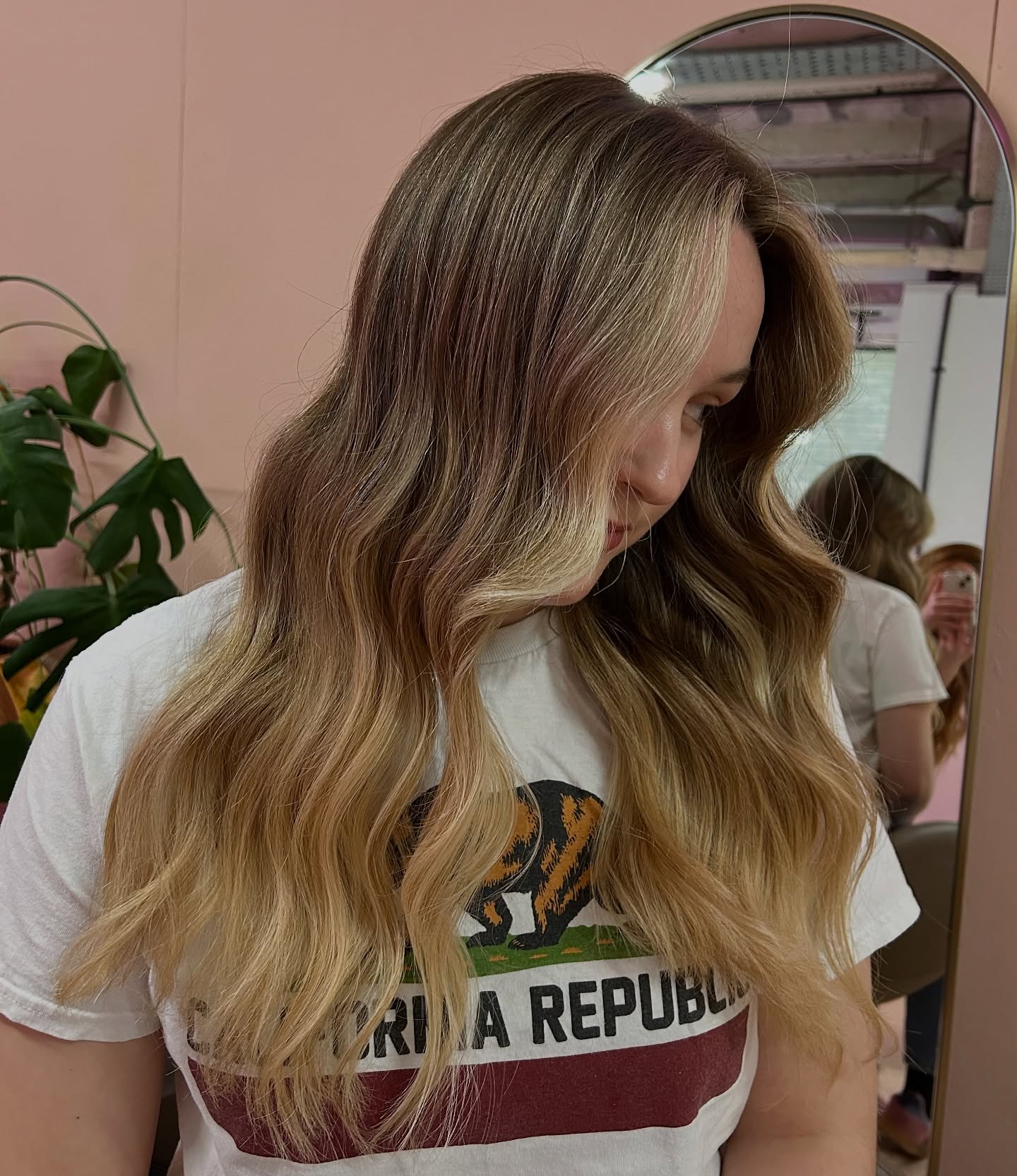 Warm Blonde Waves with Subtle Highlights