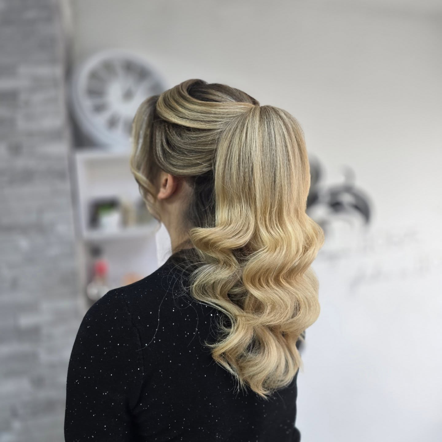 Classic Half-Up with Soft Waves