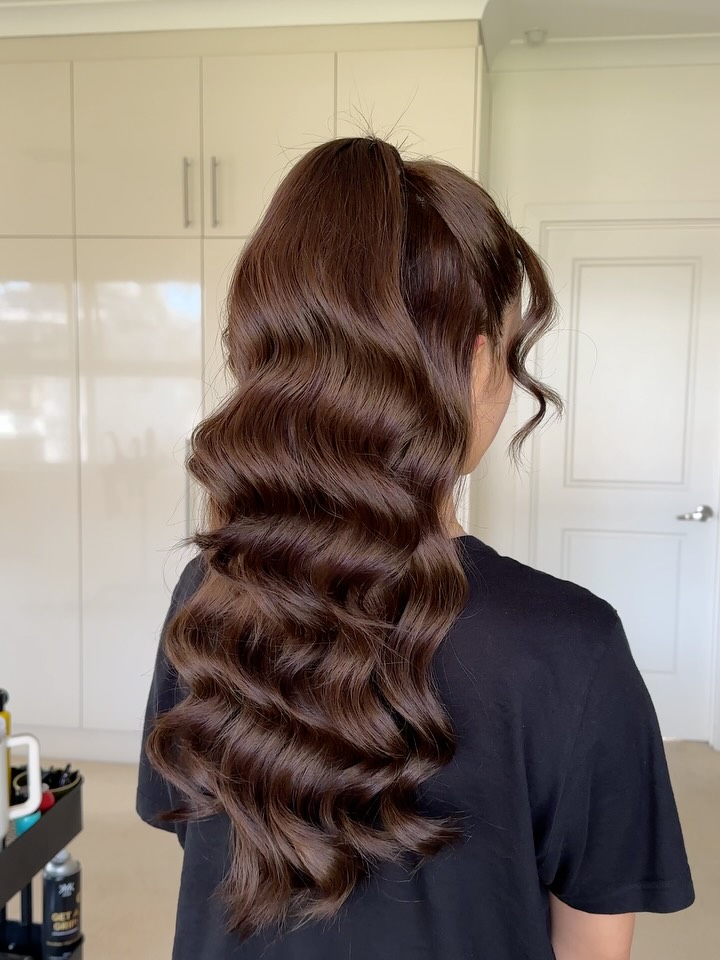 Glamorous Long Cascading Waves with Subtle Volume
