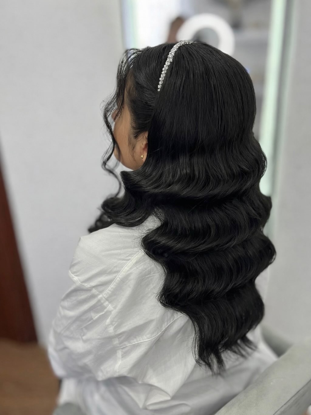 Glamorous Vintage Waves with Sparkling Headband