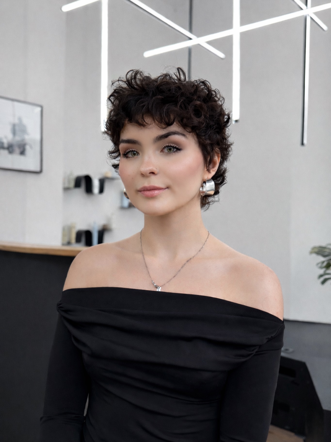 Chic Textured Curly Cut with Soft Volume