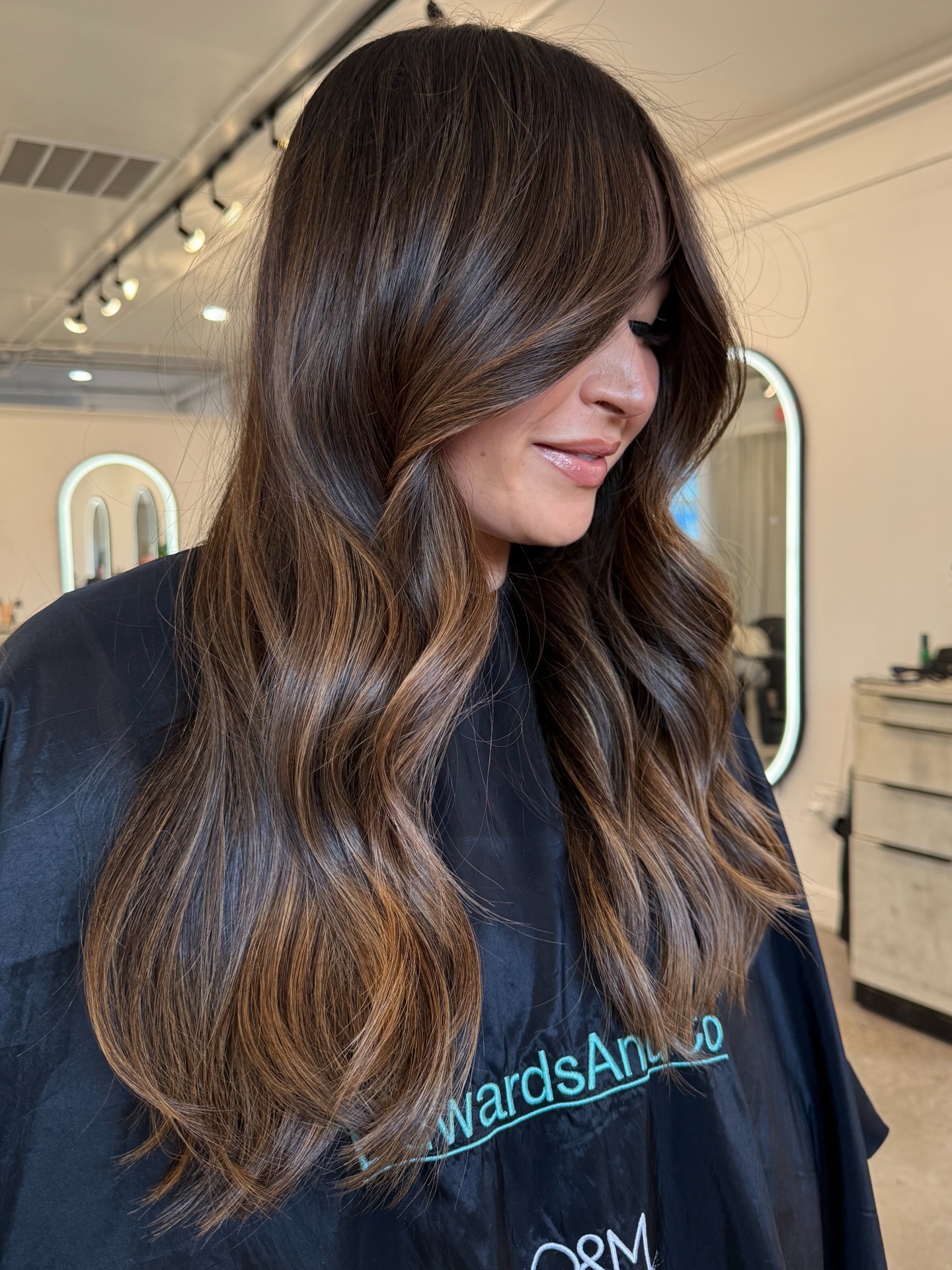 Gorgeous Long Wavy Layers with Sun-Kissed Highlights