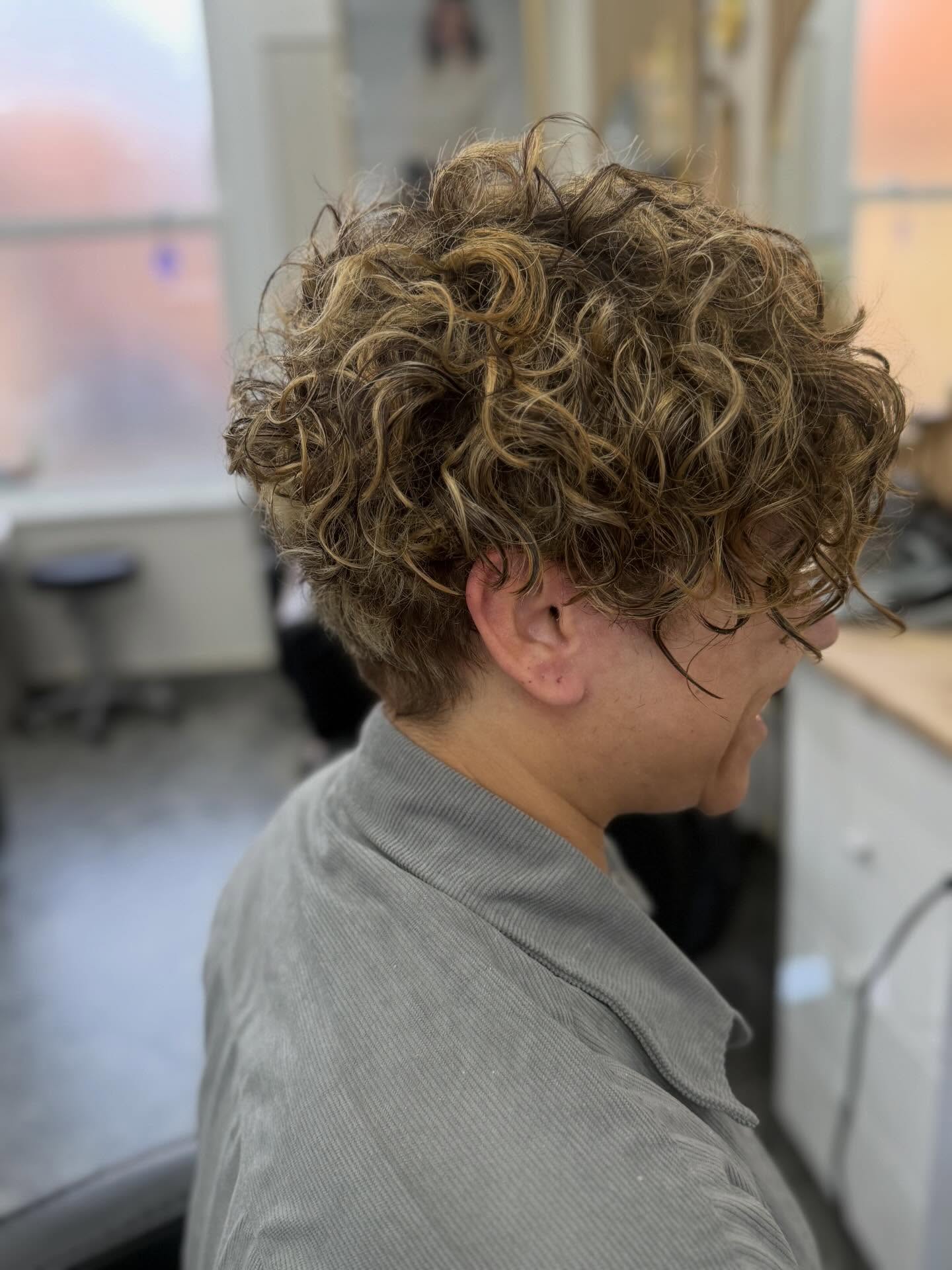 Modern Curly Crop with Defined Curls