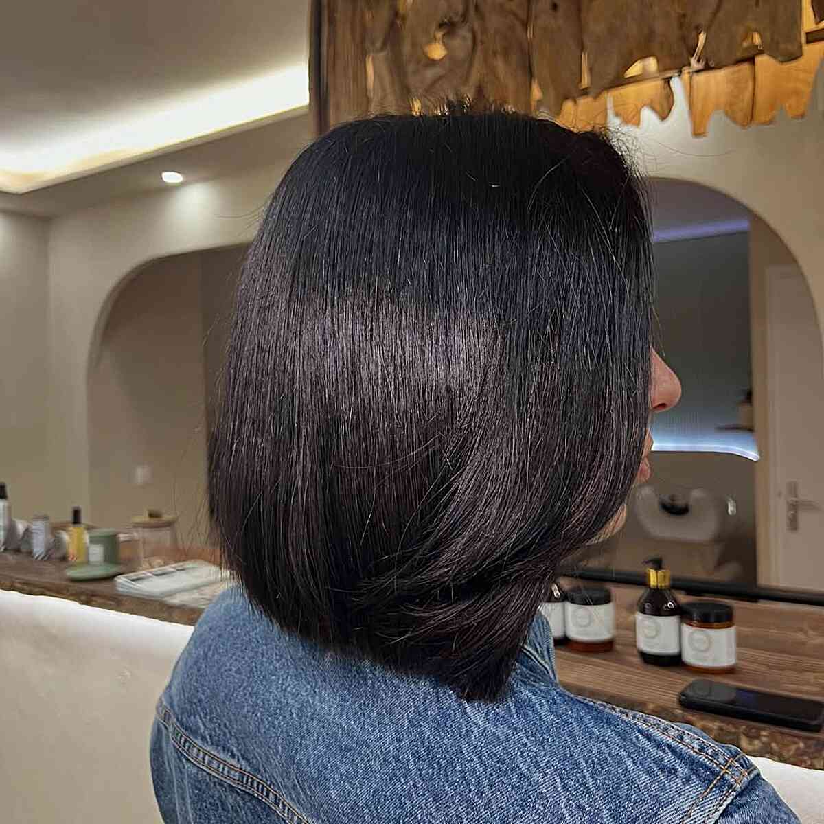 Sleek Straight Bob with Subtle Volume