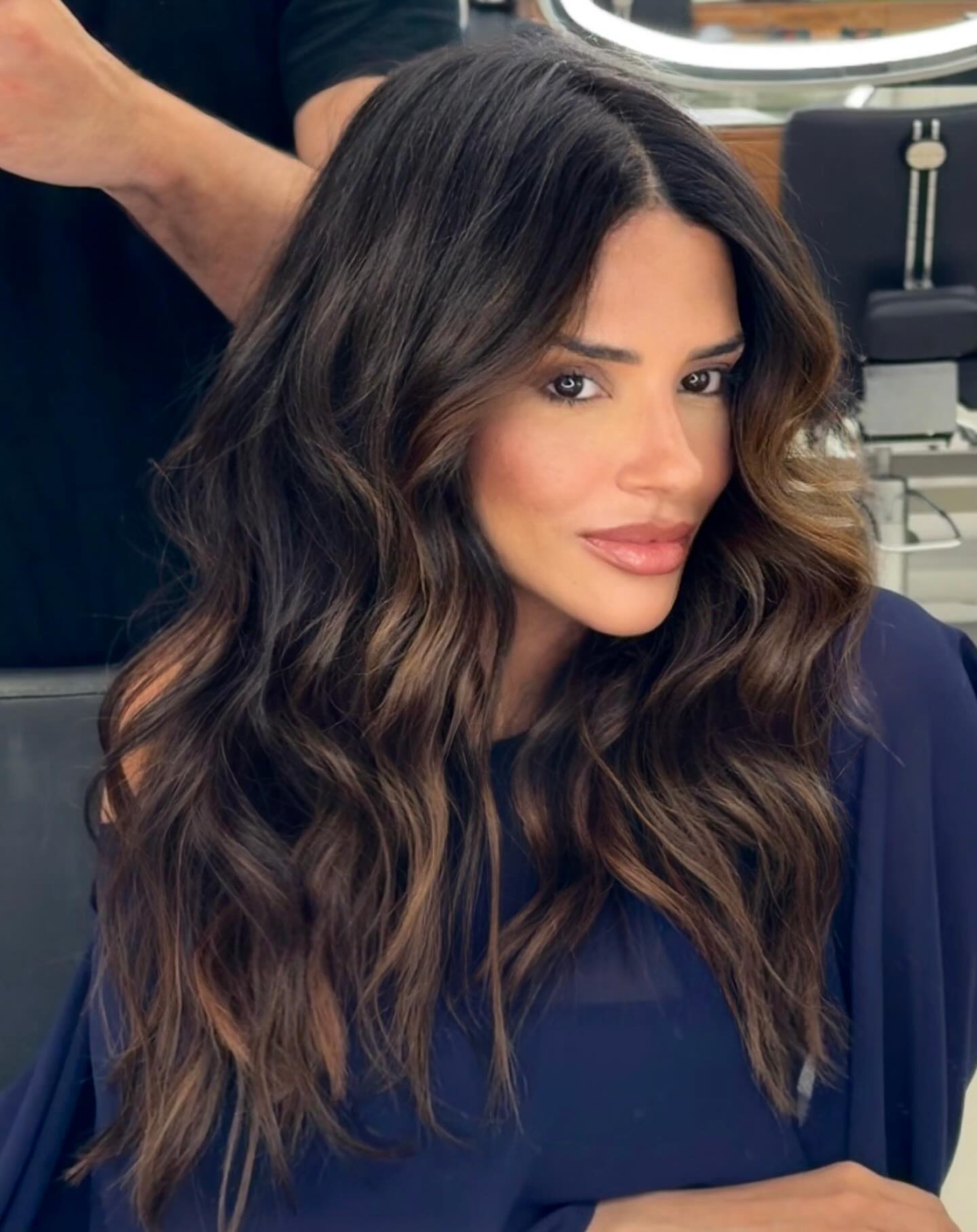 Wavy Long Layers with Subtle Caramel Highlights
