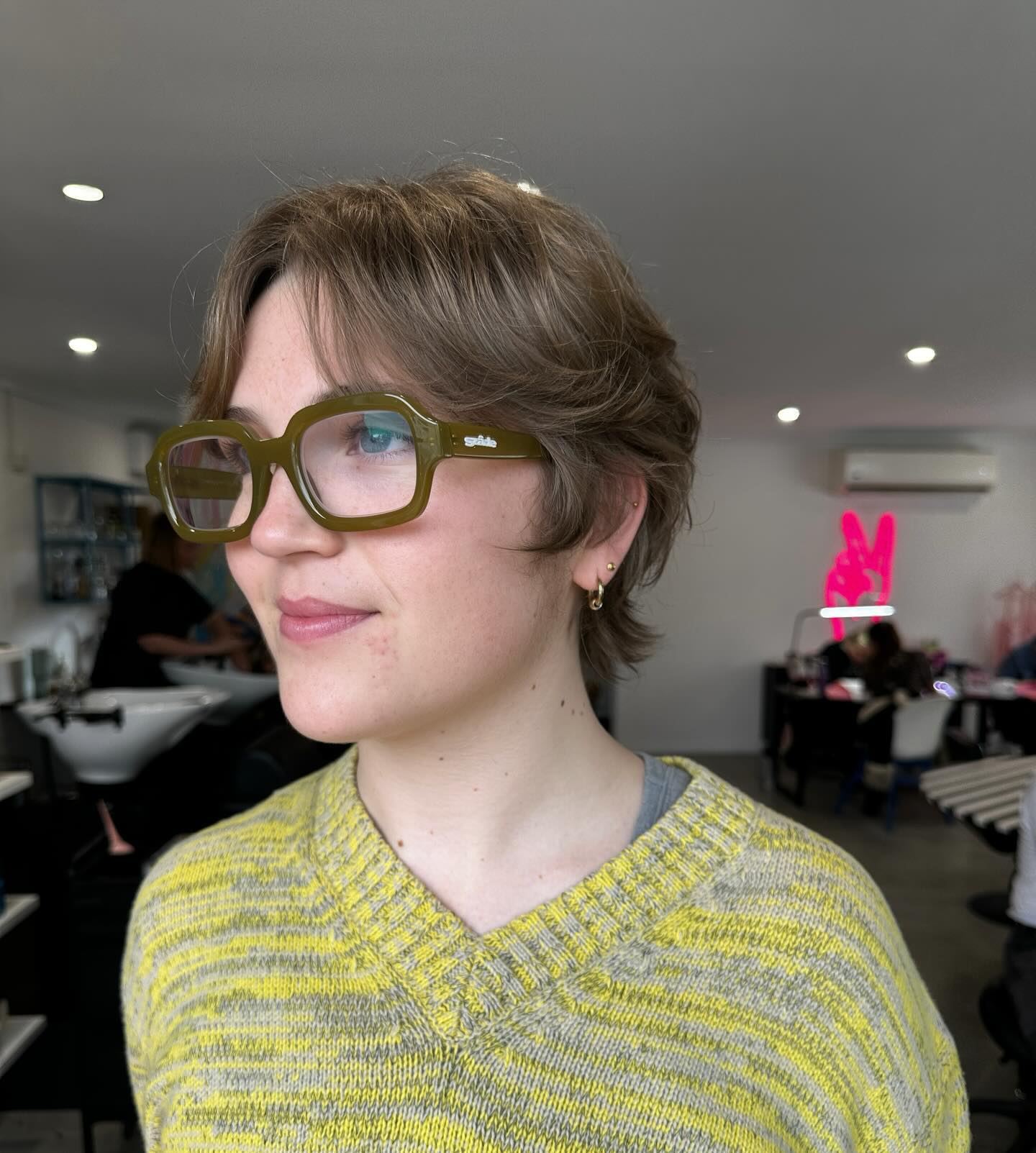 Chic Softly Textured Pixie Shag with Subtle Layers