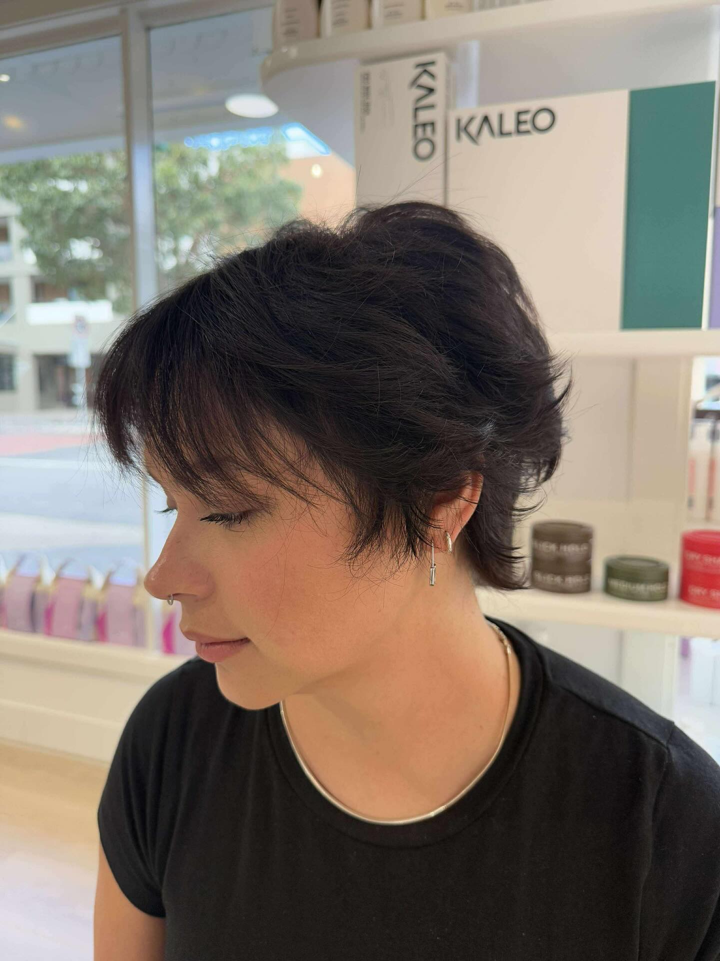 Chic Textured Pixie Shag with Wispy Bangs