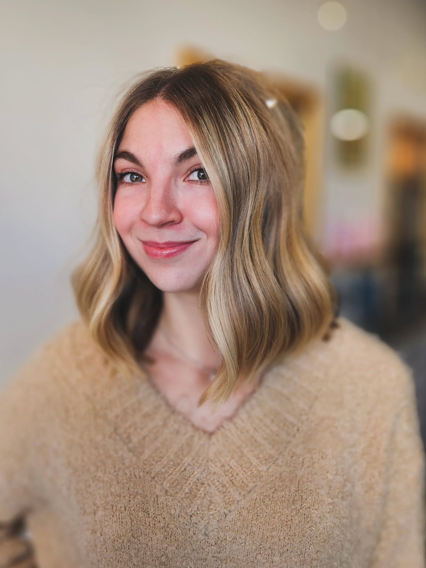 Chic Wavy Long Bob with Subtle Balayage