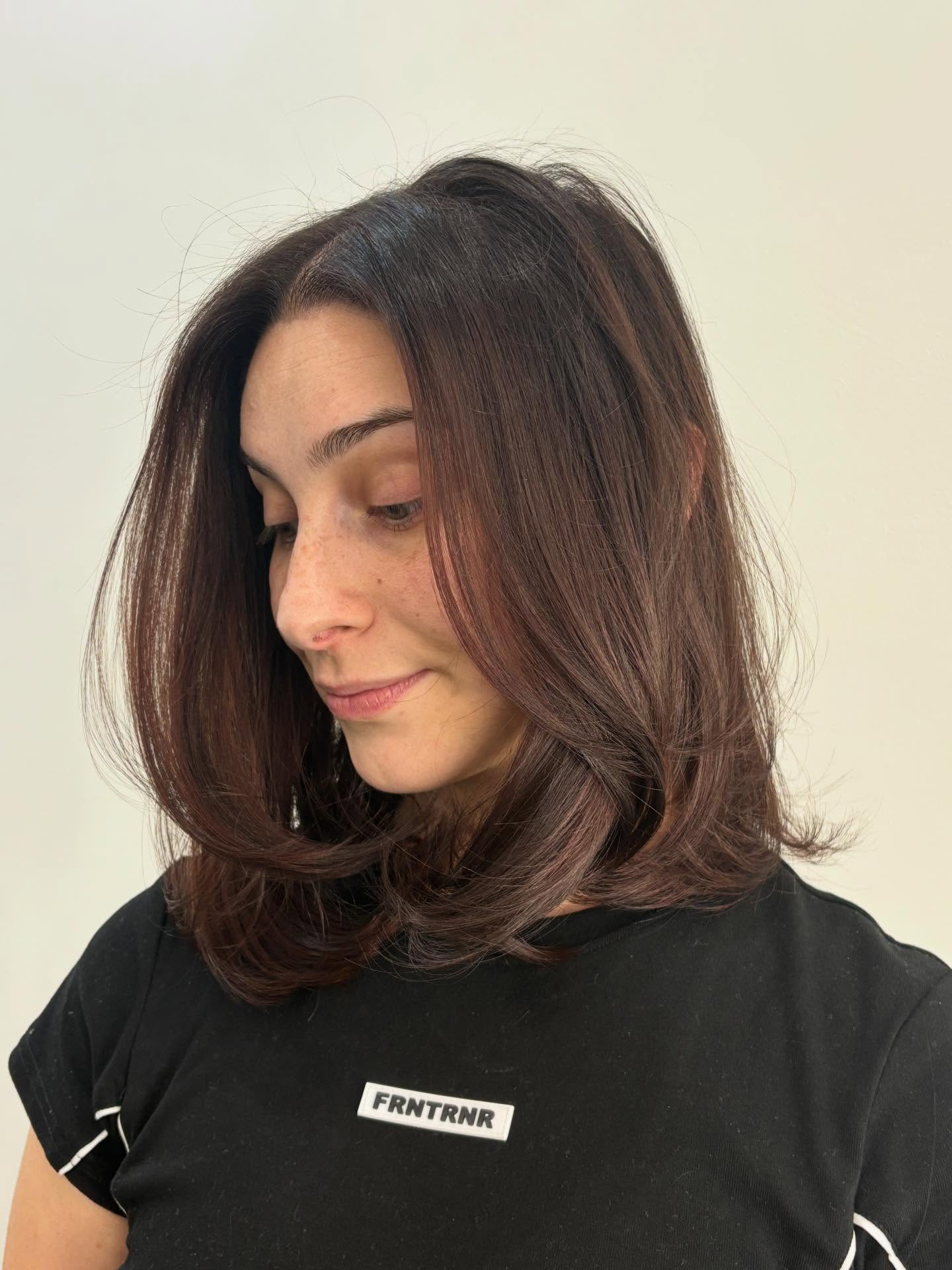 Modern Long Bob with Effortless Face-Framing Layers