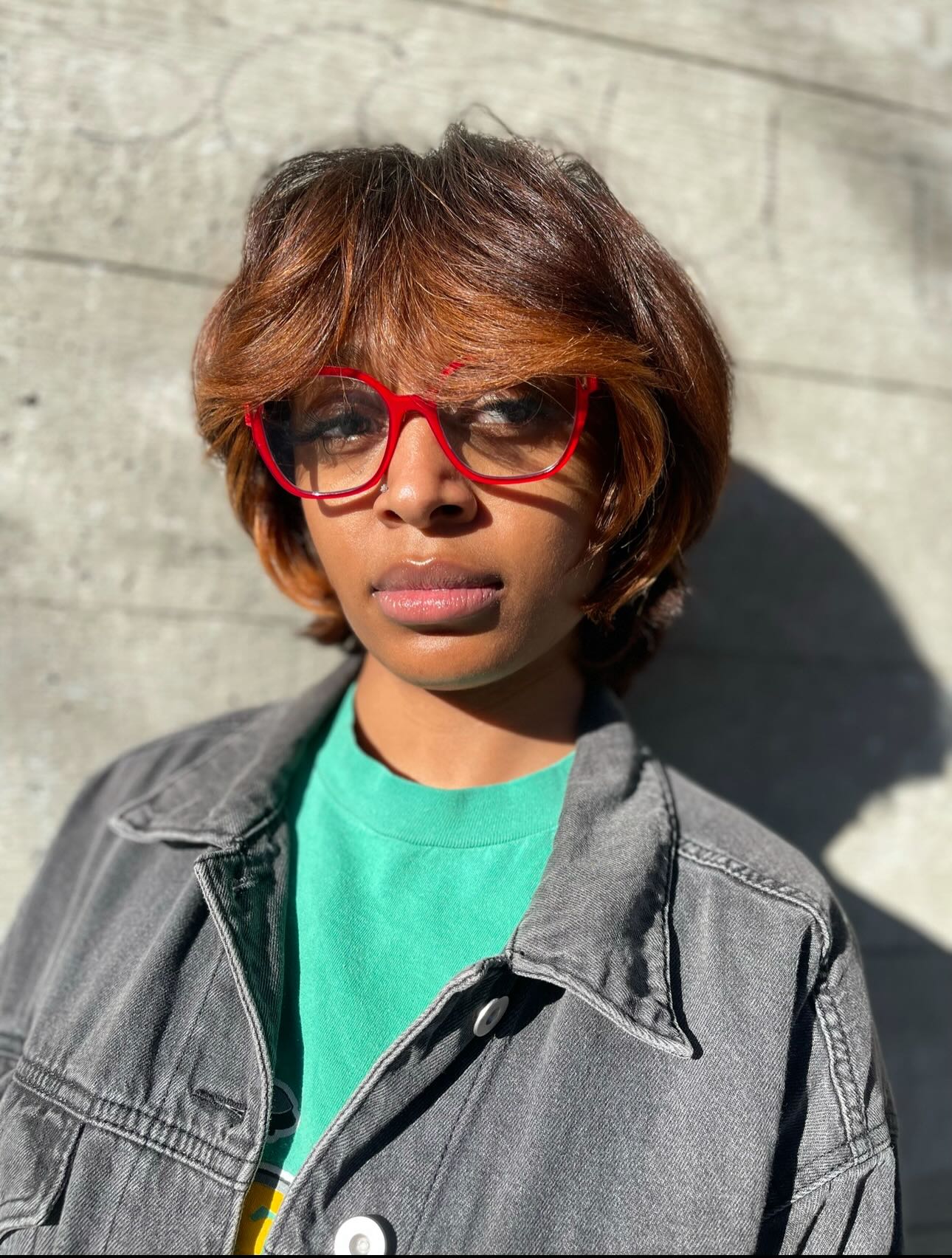 Chic Textured Bob with Highlighted Layers