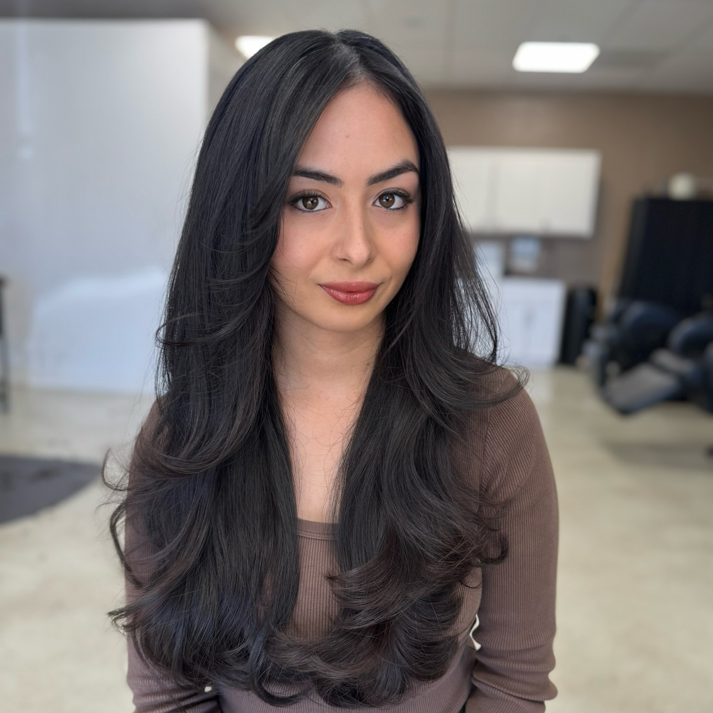 Glossy Long Layered Cut with Voluminous Ends