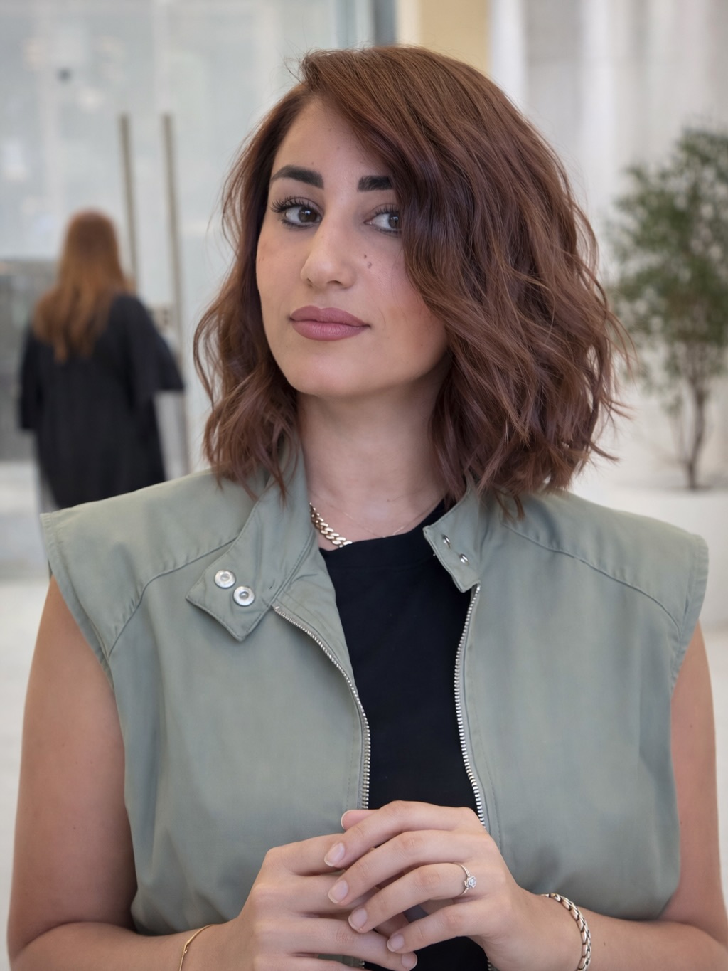 Textured Shoulder-Length Waves with Soft Layers