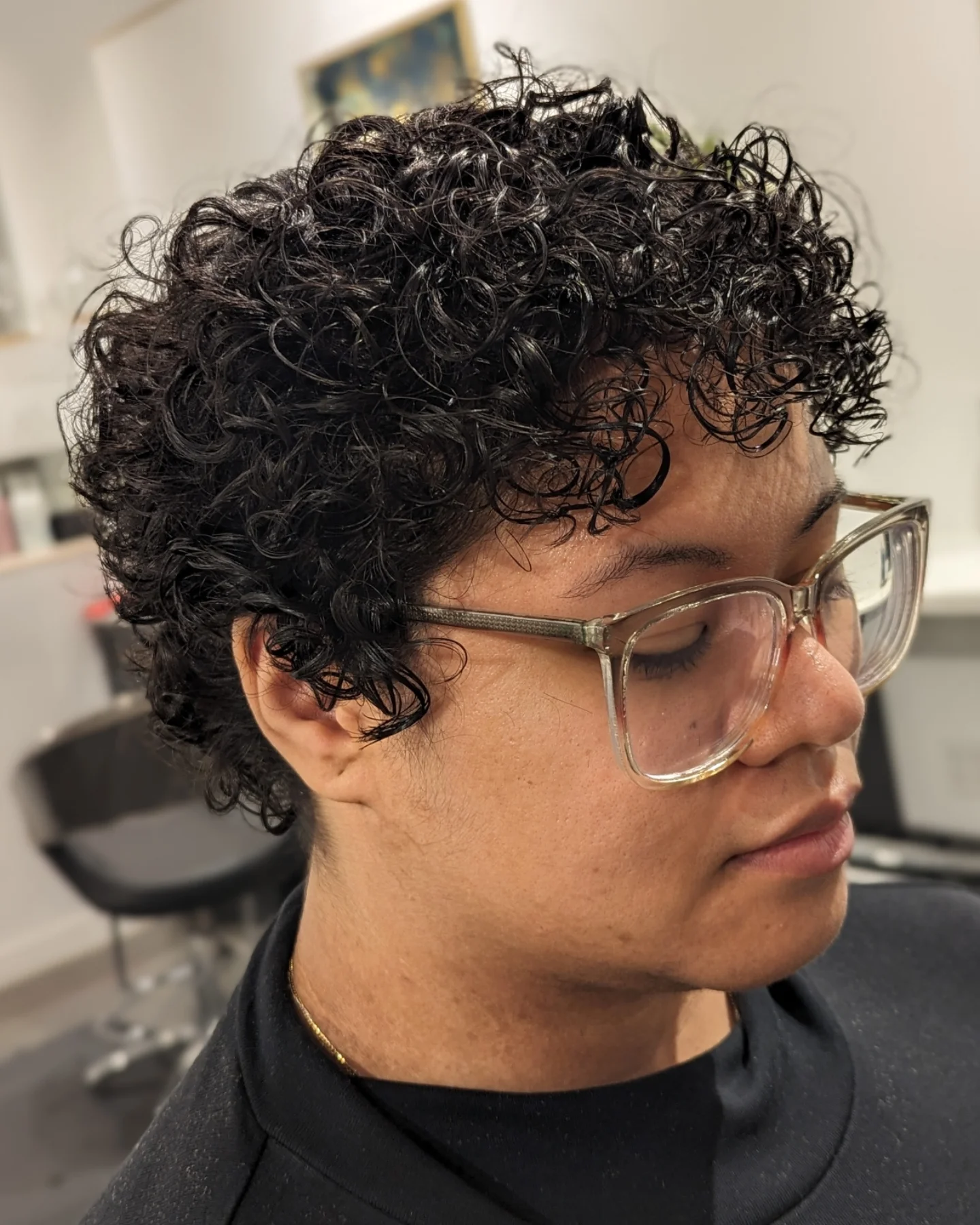Chic Curly Textured Cut with Defined Ringlets