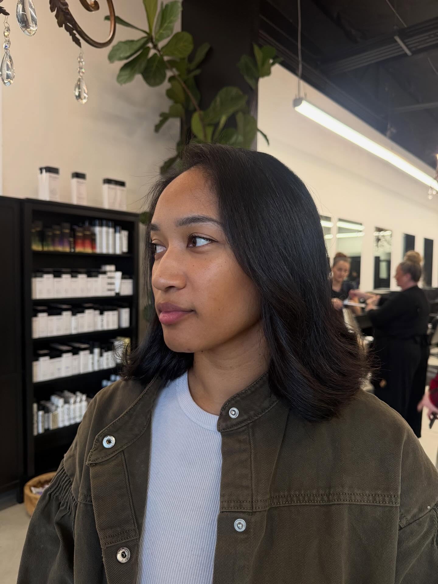 Chic Layered Straight Cut with Soft Movement