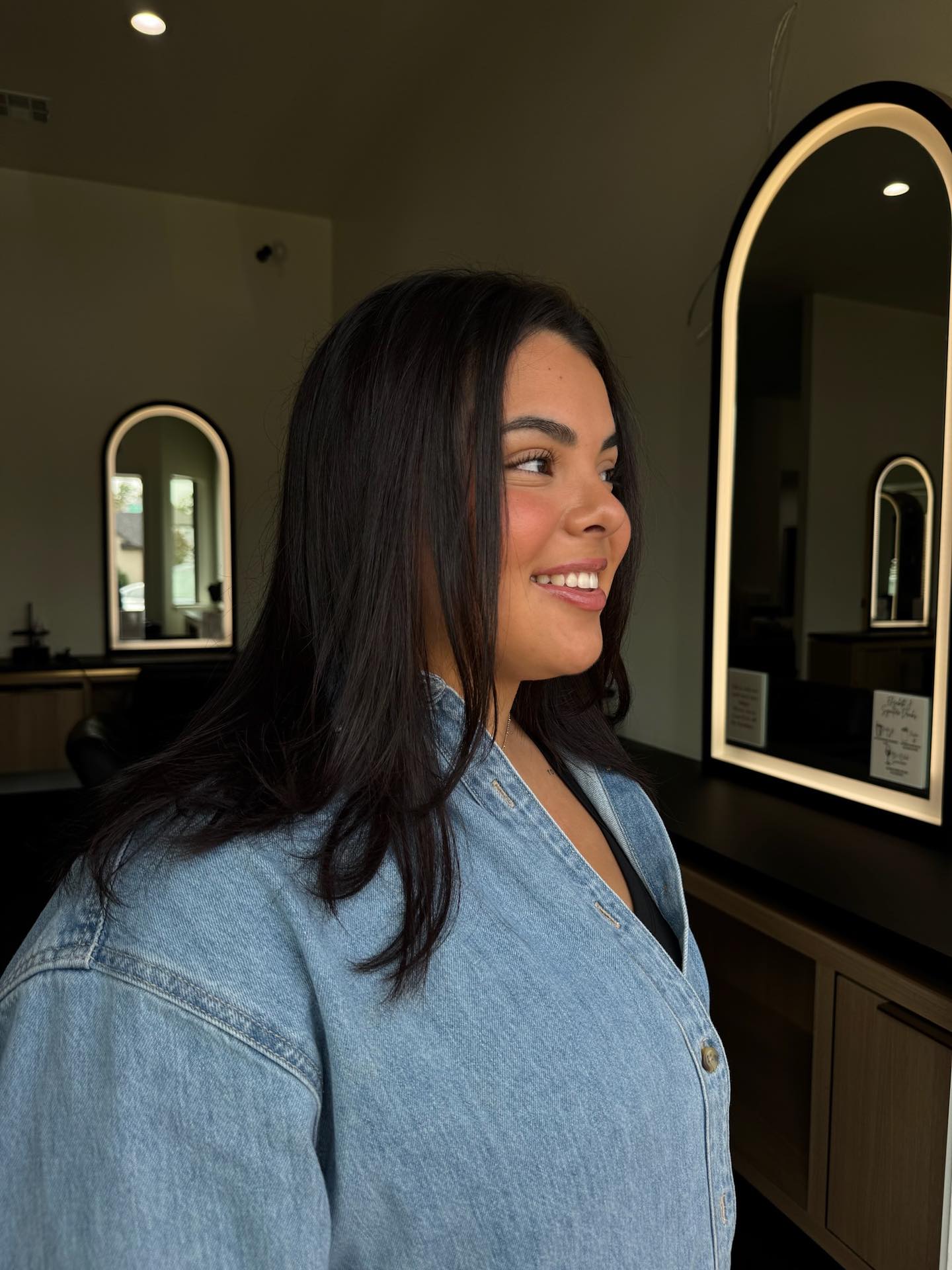 Chic Long Straight Cut with Subtle Layers