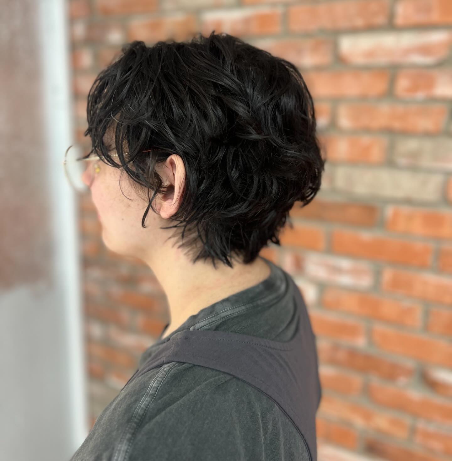 Chic Textured Long Pixie Cut with Natural Waves