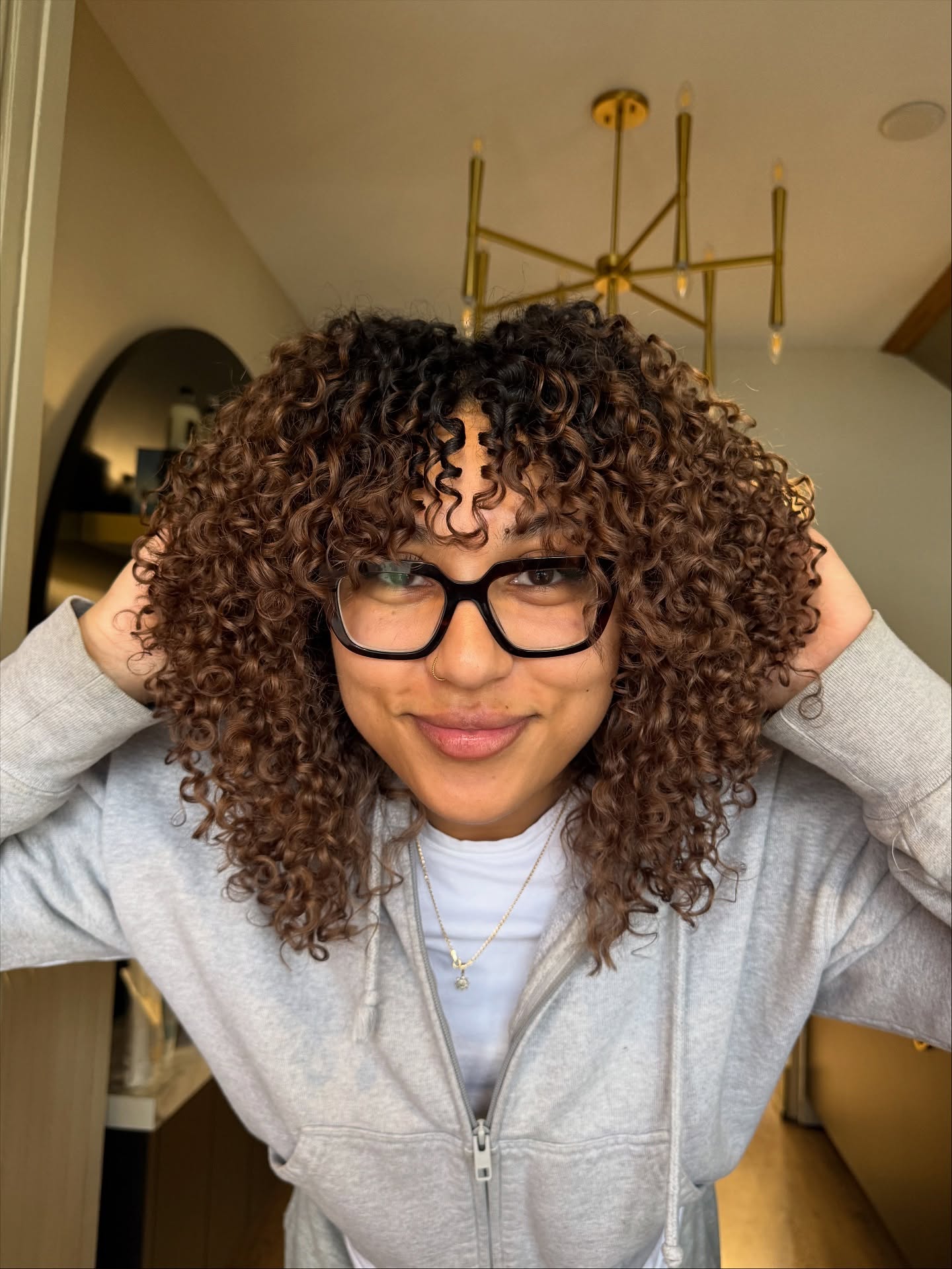 Defined Curly Lob with Natural Bounce
