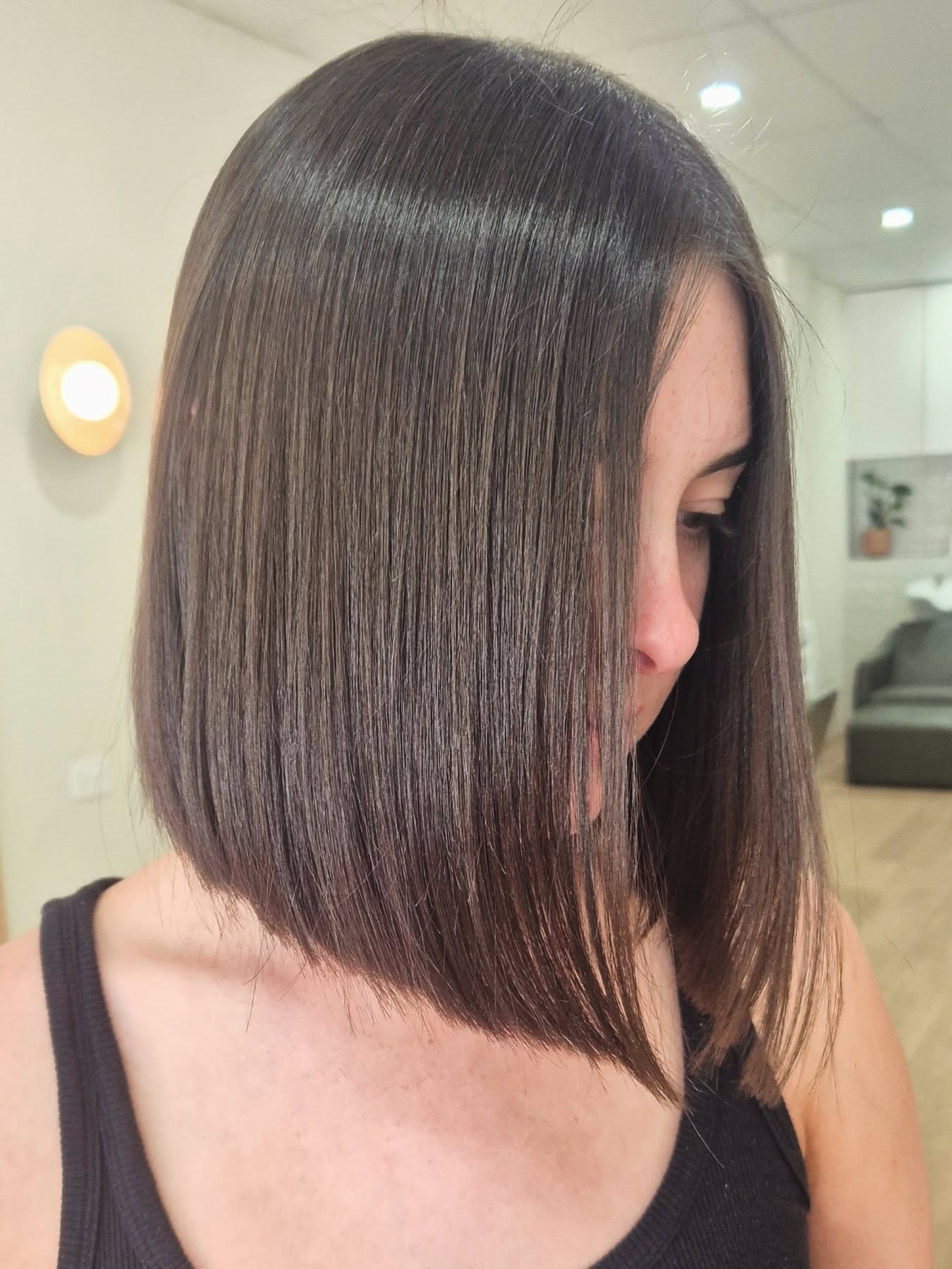 Sleek Angular Bob with Subtle Movement
