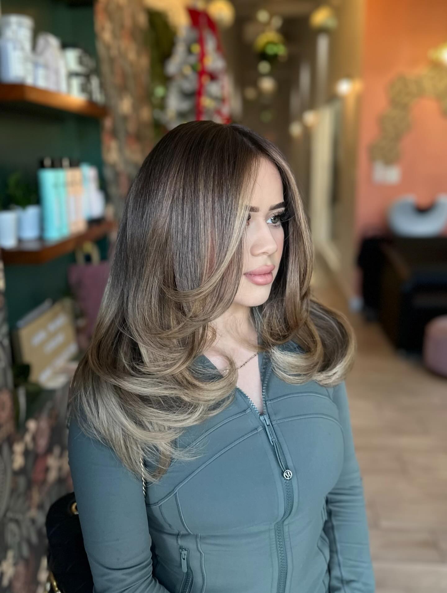 Stylish Long Blonde Layers with Subtle Ombre Effect
